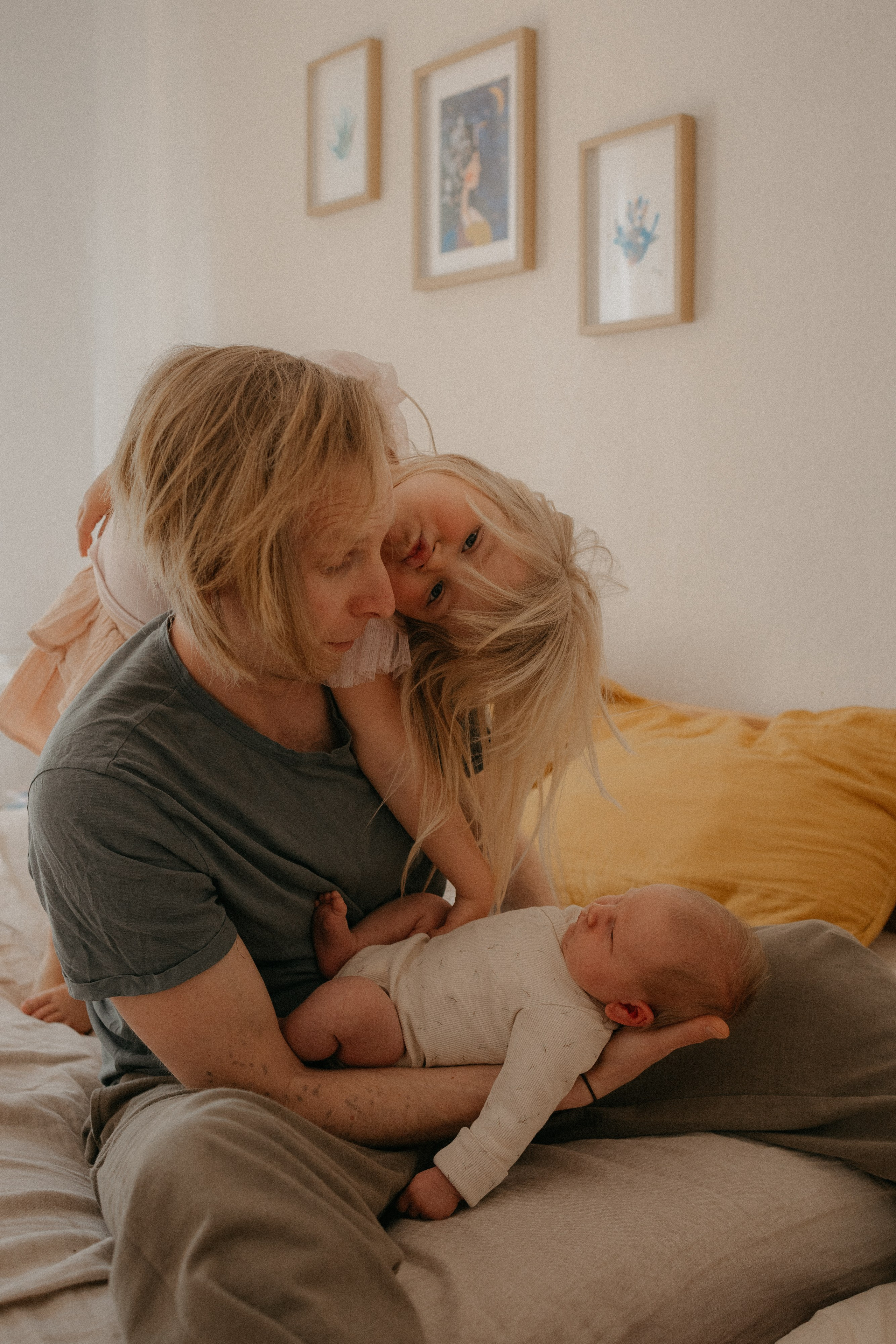 BELONGING. Baby and family photographer in Berlin Vera S