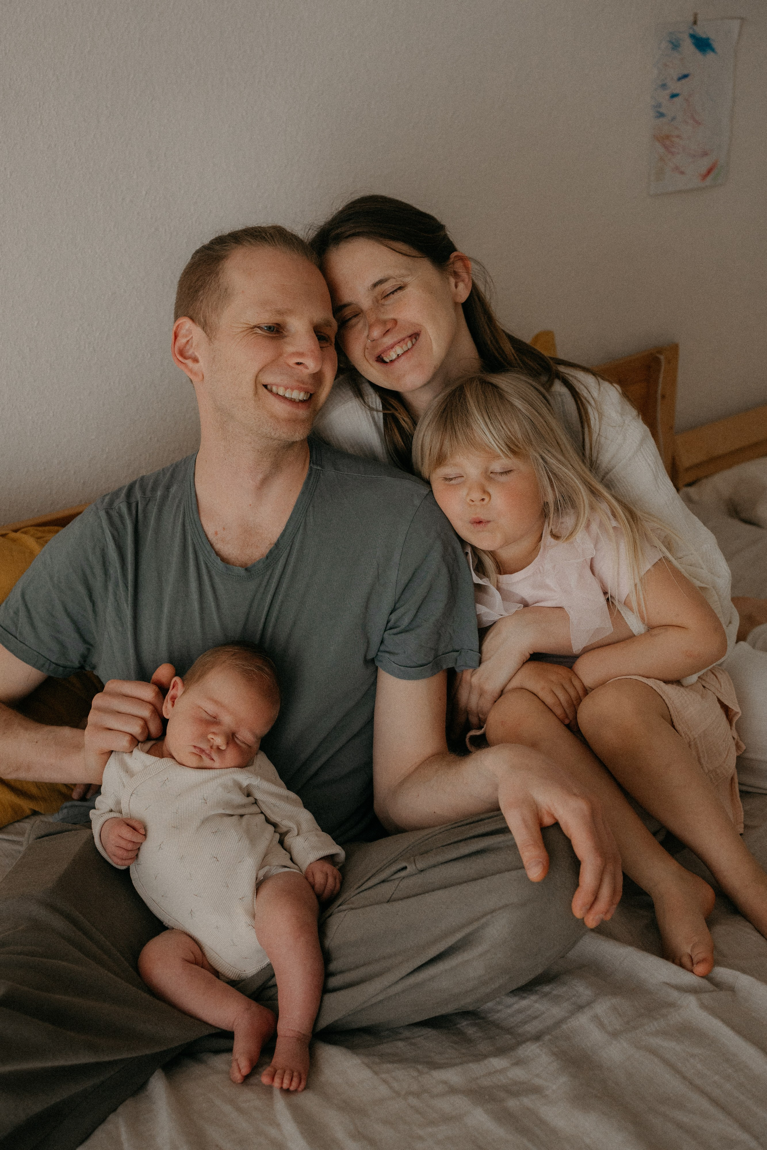 BELONGING. Baby and family photographer in Berlin Vera S