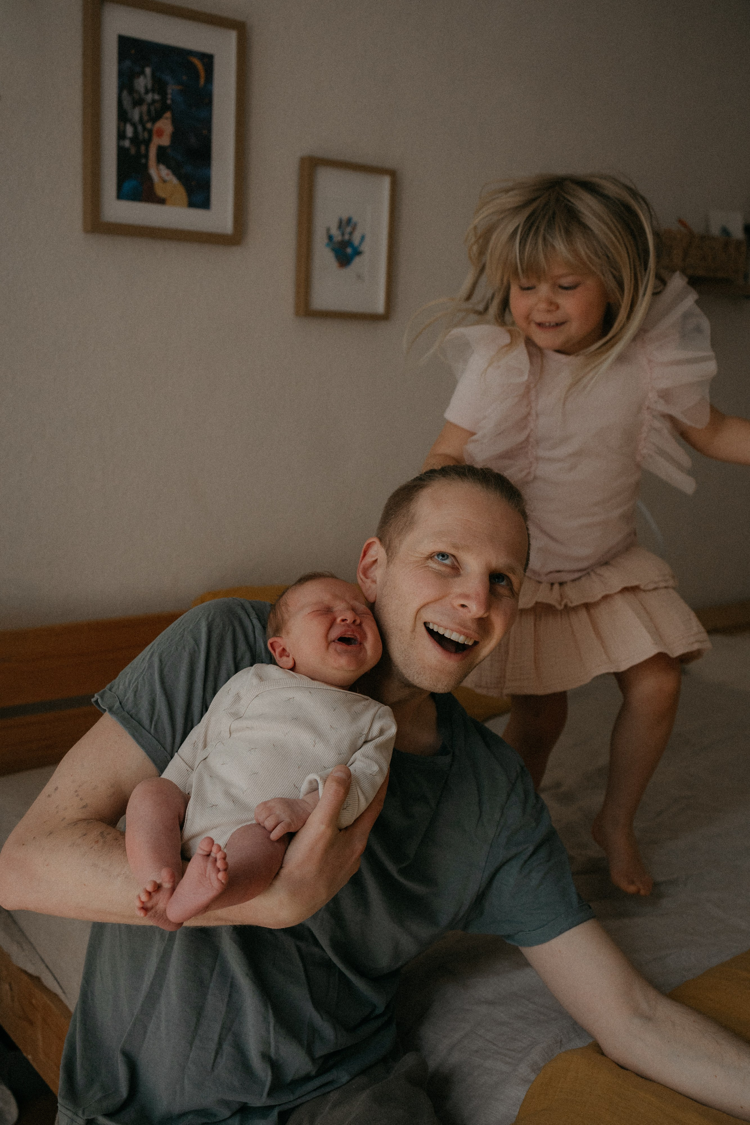 BELONGING. Baby and family photographer in Berlin Vera S