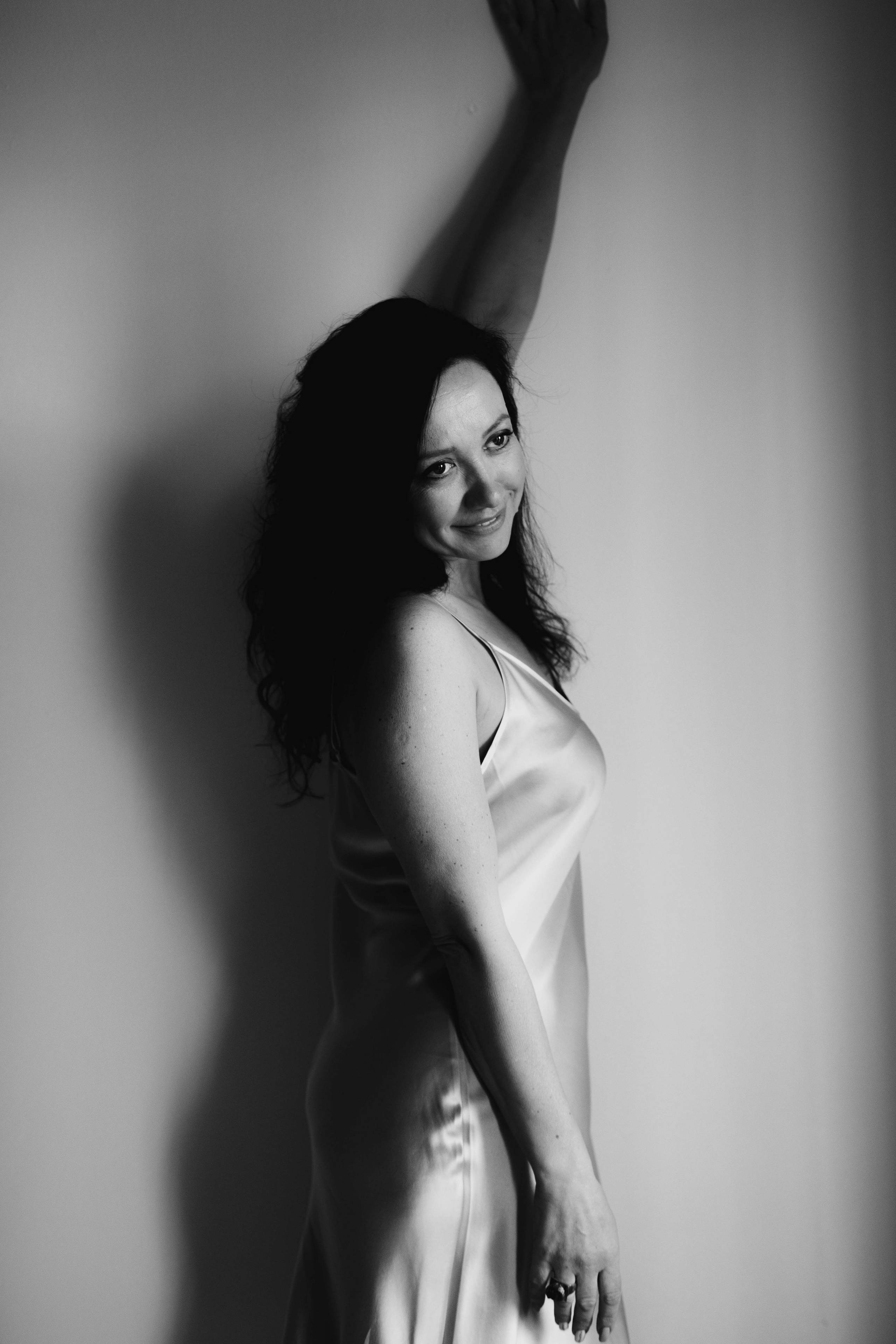 K. Rawnoir- Portrait photography by Daria Paliy.Timeless black&white portraits of women in NYC area