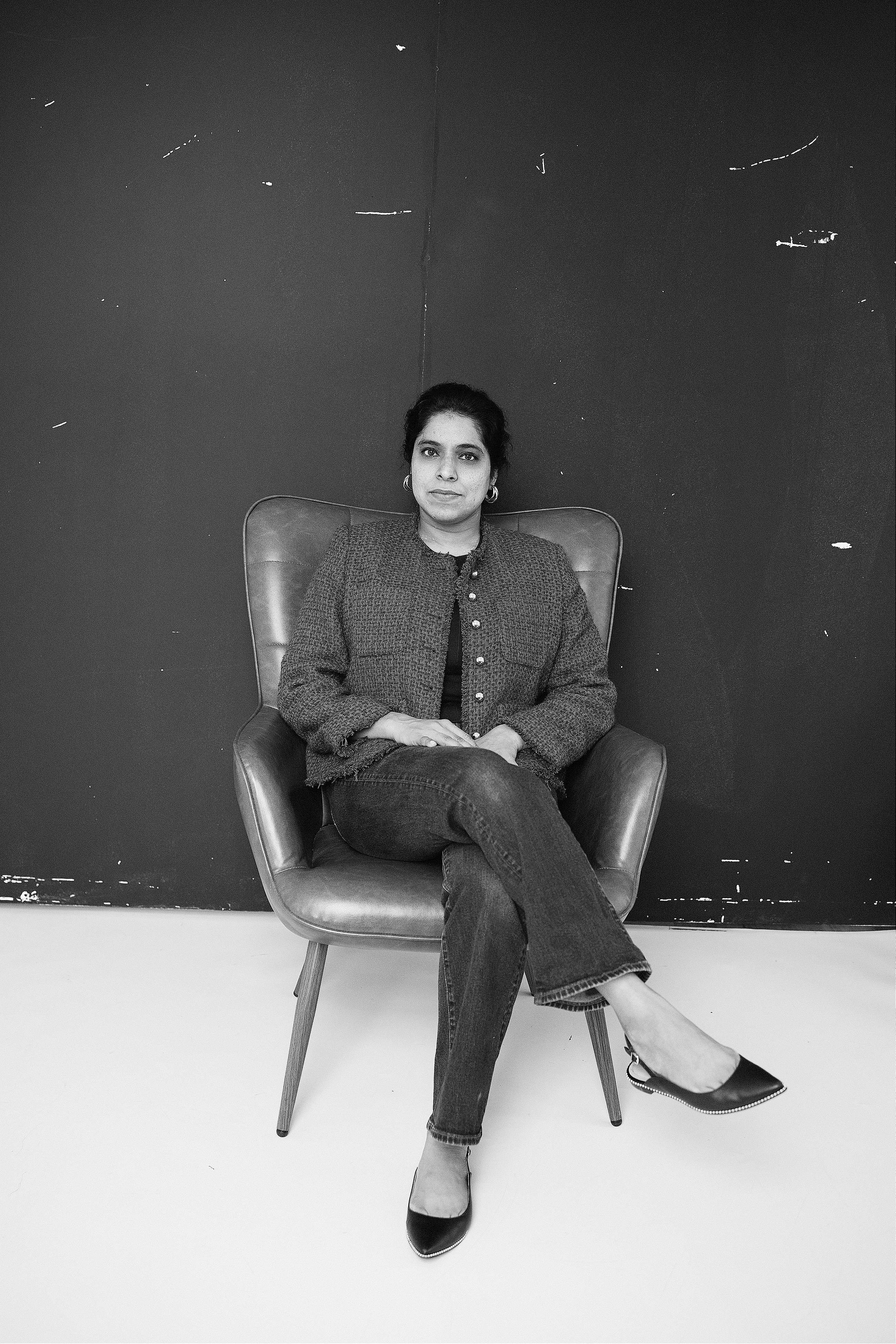 S. Rawnoir- Portrait photography by Daria Paliy.Timeless black&white portraits of women in NYC area