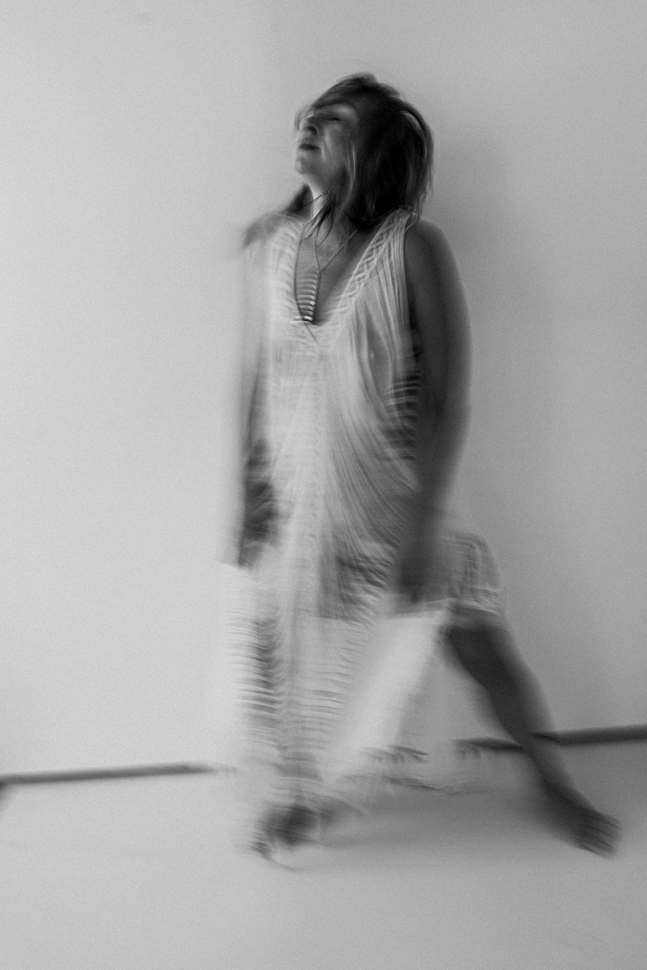 K. Rawnoir- Portrait photography by Daria Paliy.Timeless black&white portraits of women in NYC area