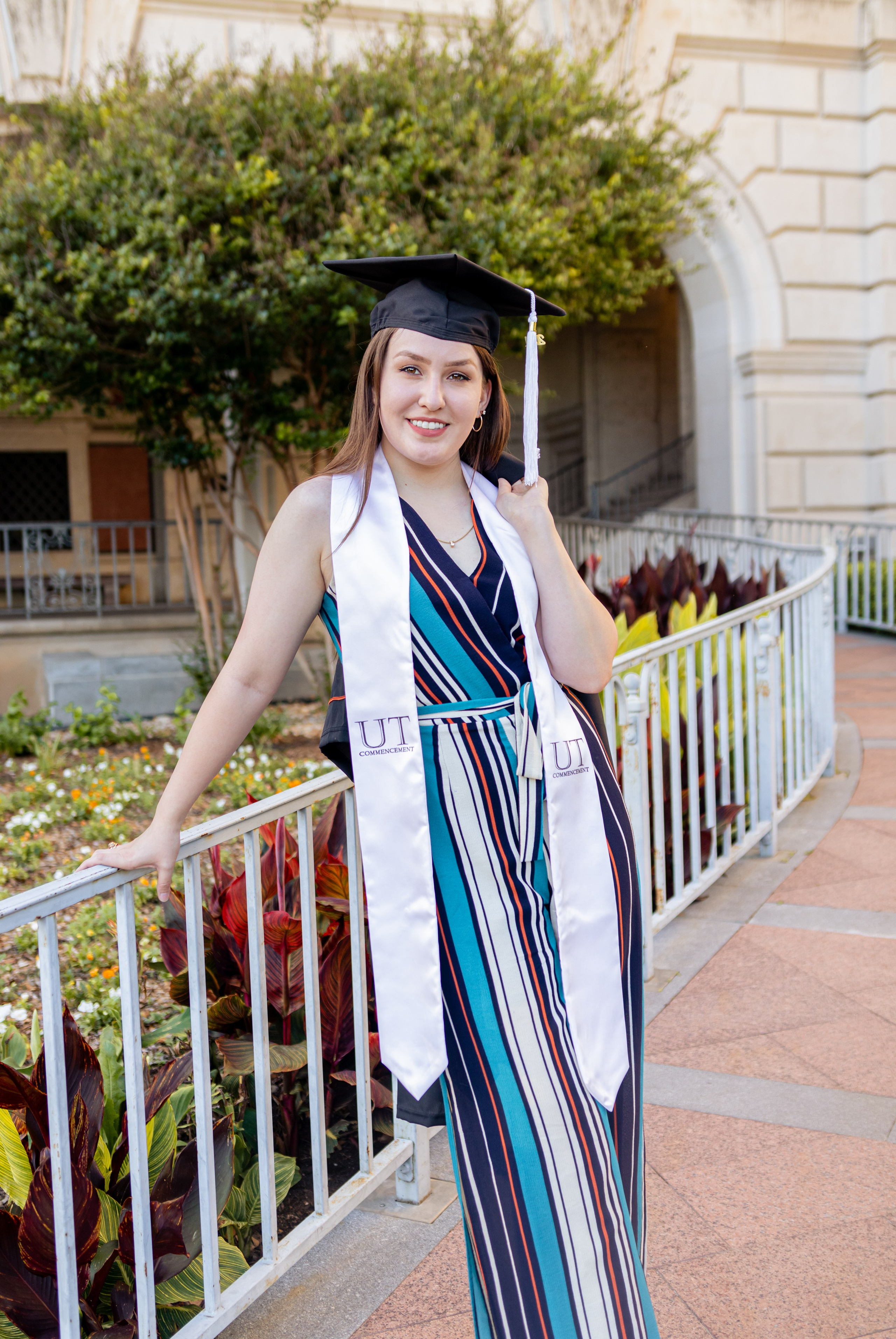 Kayla’s senior photoshoot at the University of Texas Austin