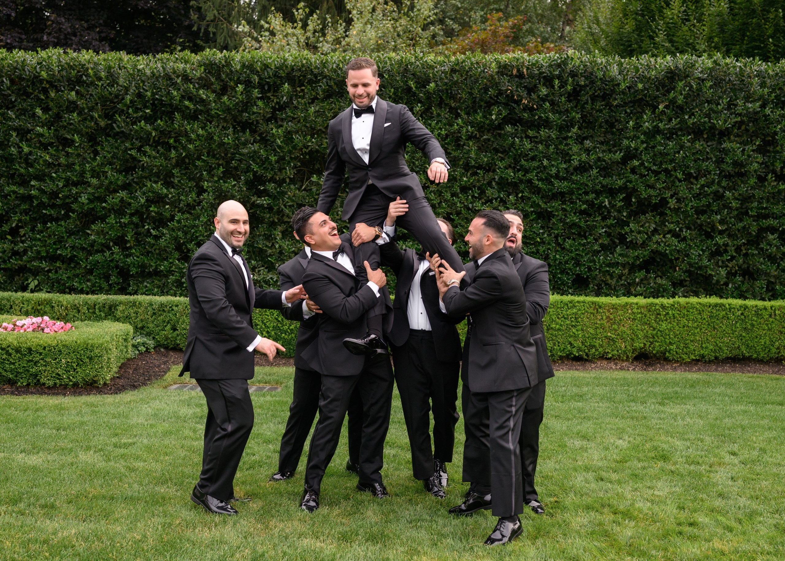 Arianeh & Michael, Park Chateau. Wedding Photo & Video