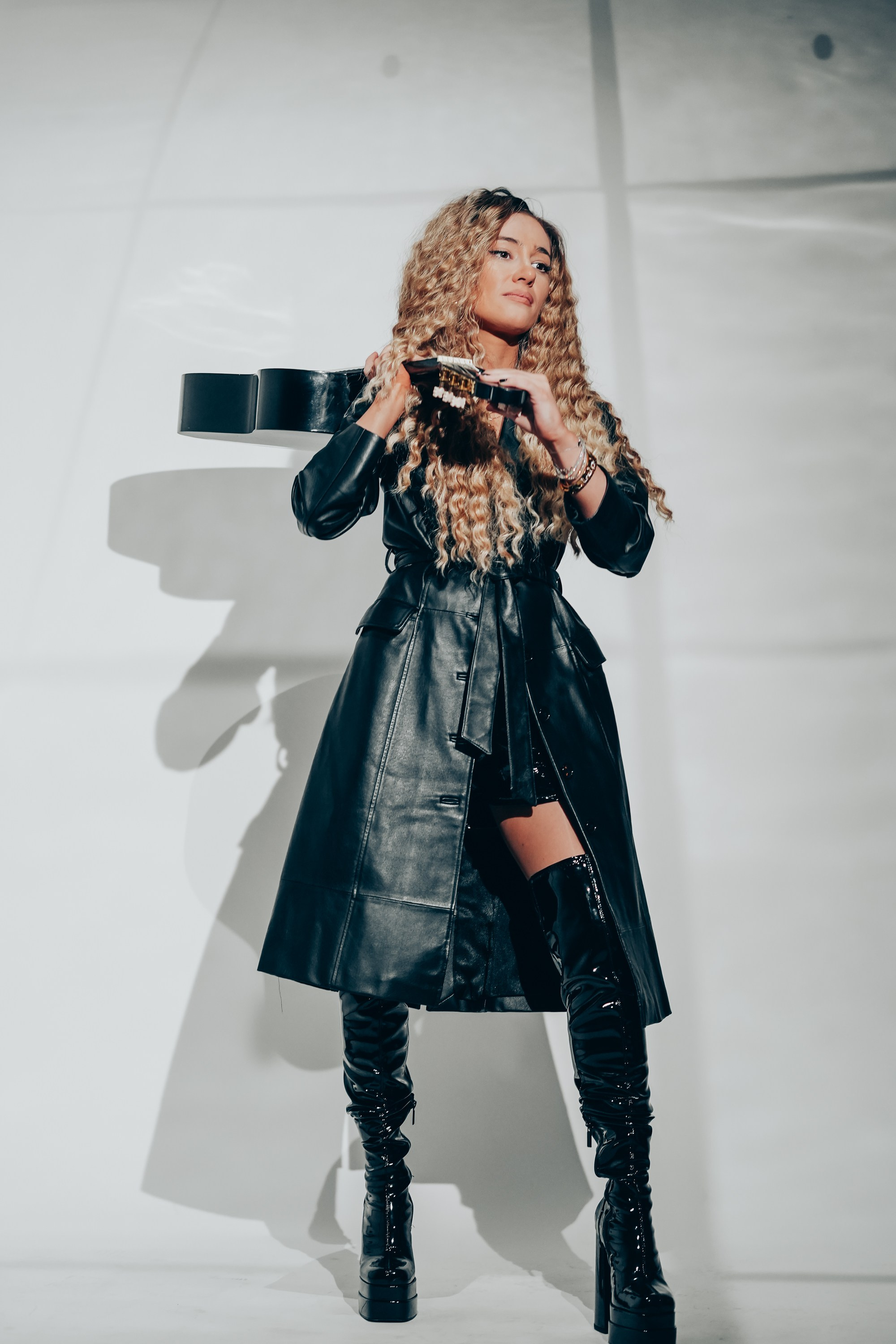 Shooting artist — Magda Stirbat. MARINABUGS