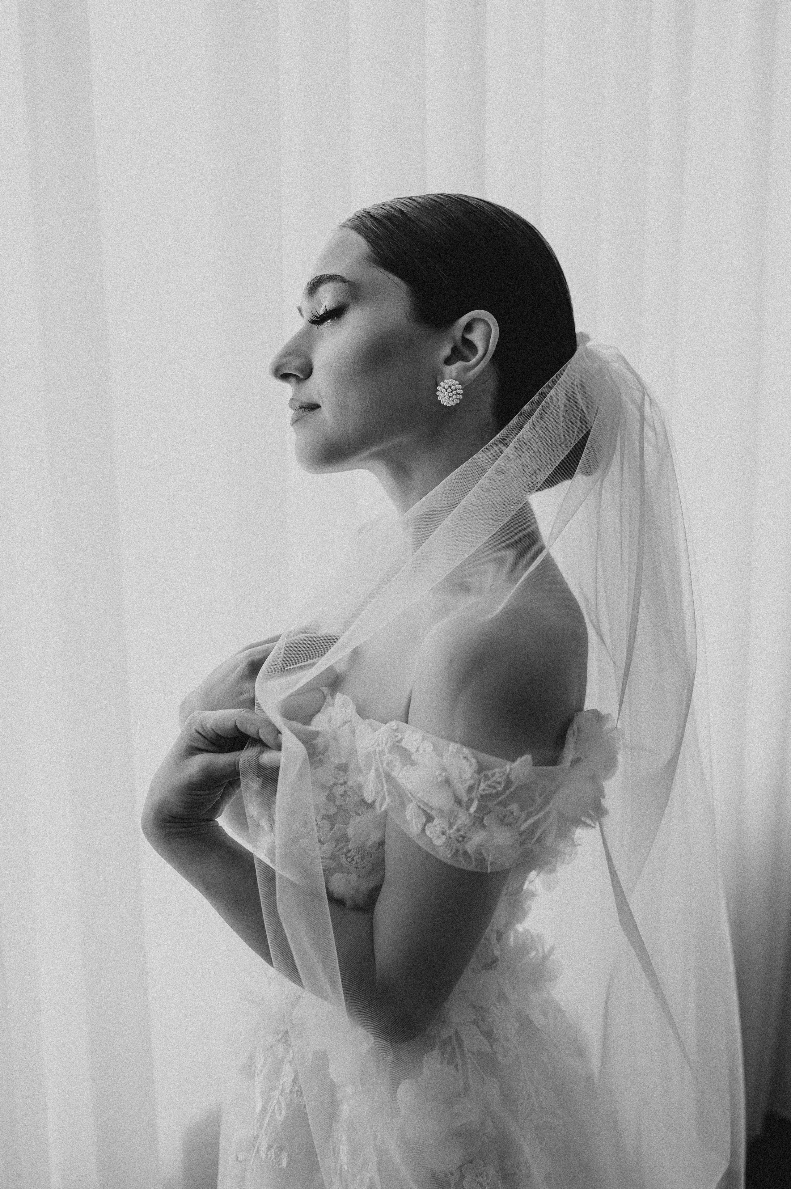 Nunta la Hotel Capitol Iasi. Proud Vision Weddings | Wedding Photography & Film — Servicii profesionale Foto Video Nunta Iasi