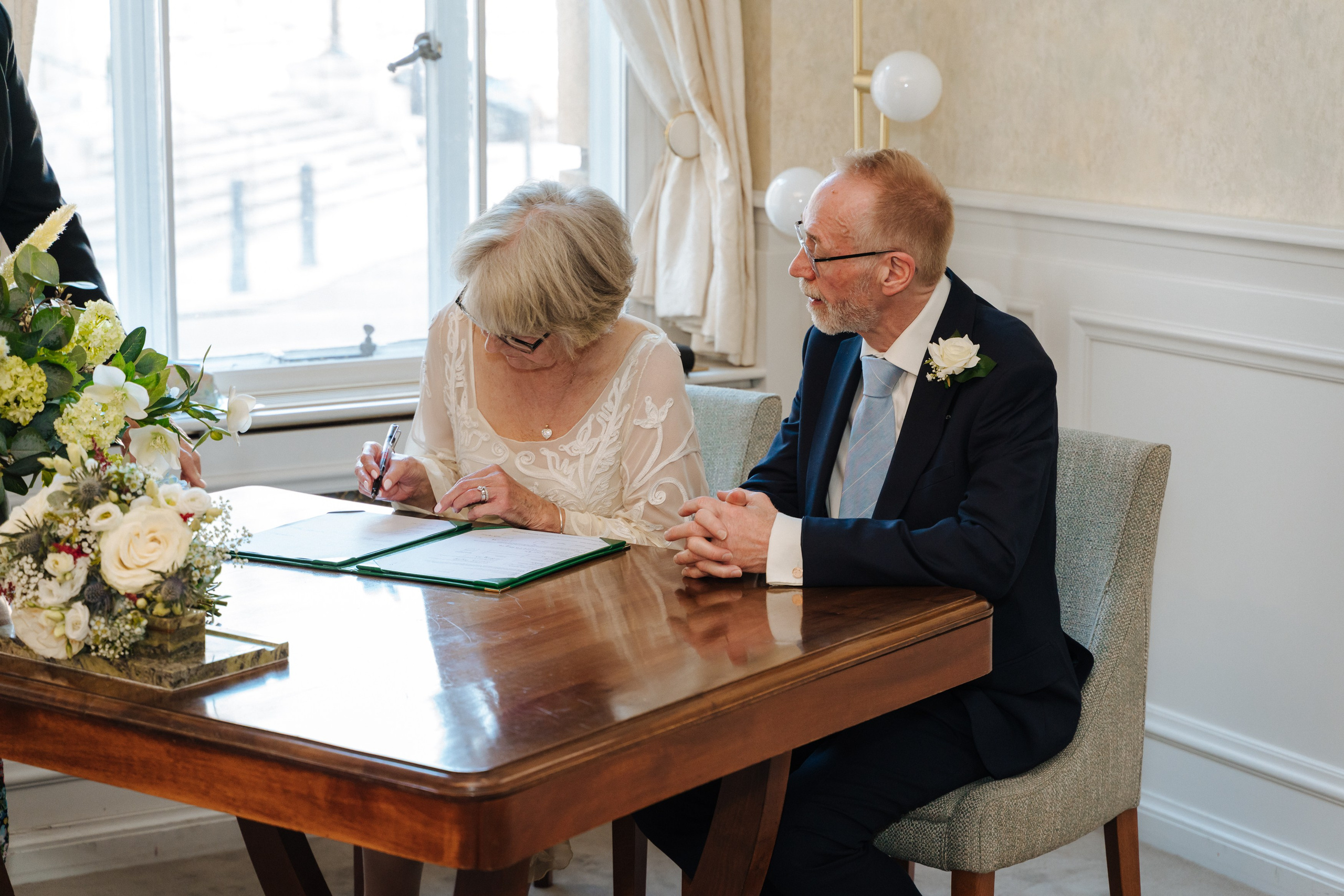 London civil wedding photography — Ekaterina Romanova