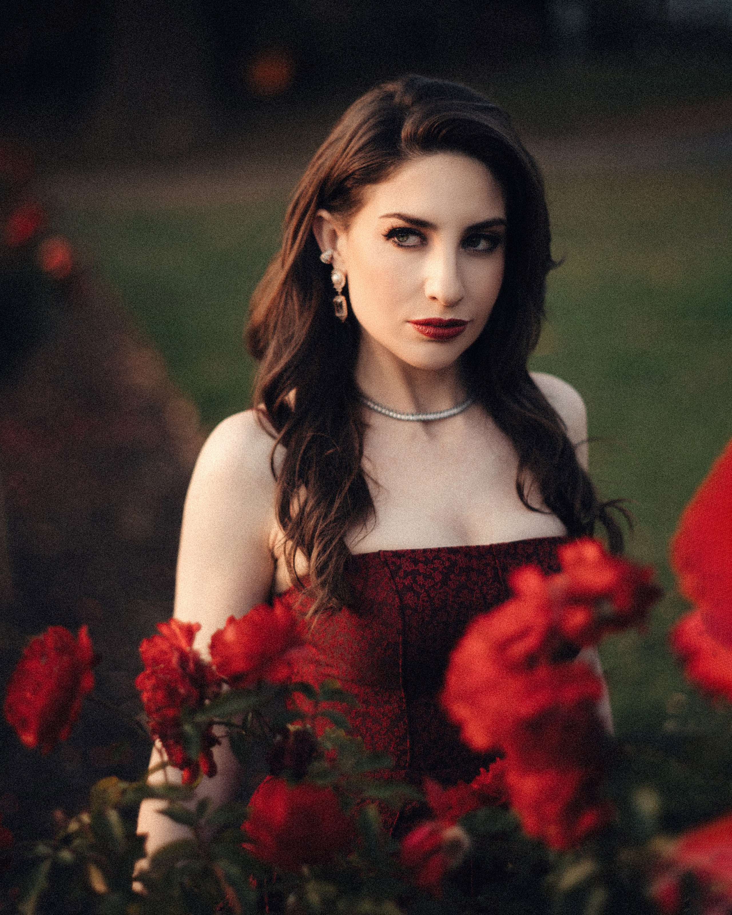 Autumn Vintage Photoshoot in London Kensington. Moth & Moss Photography