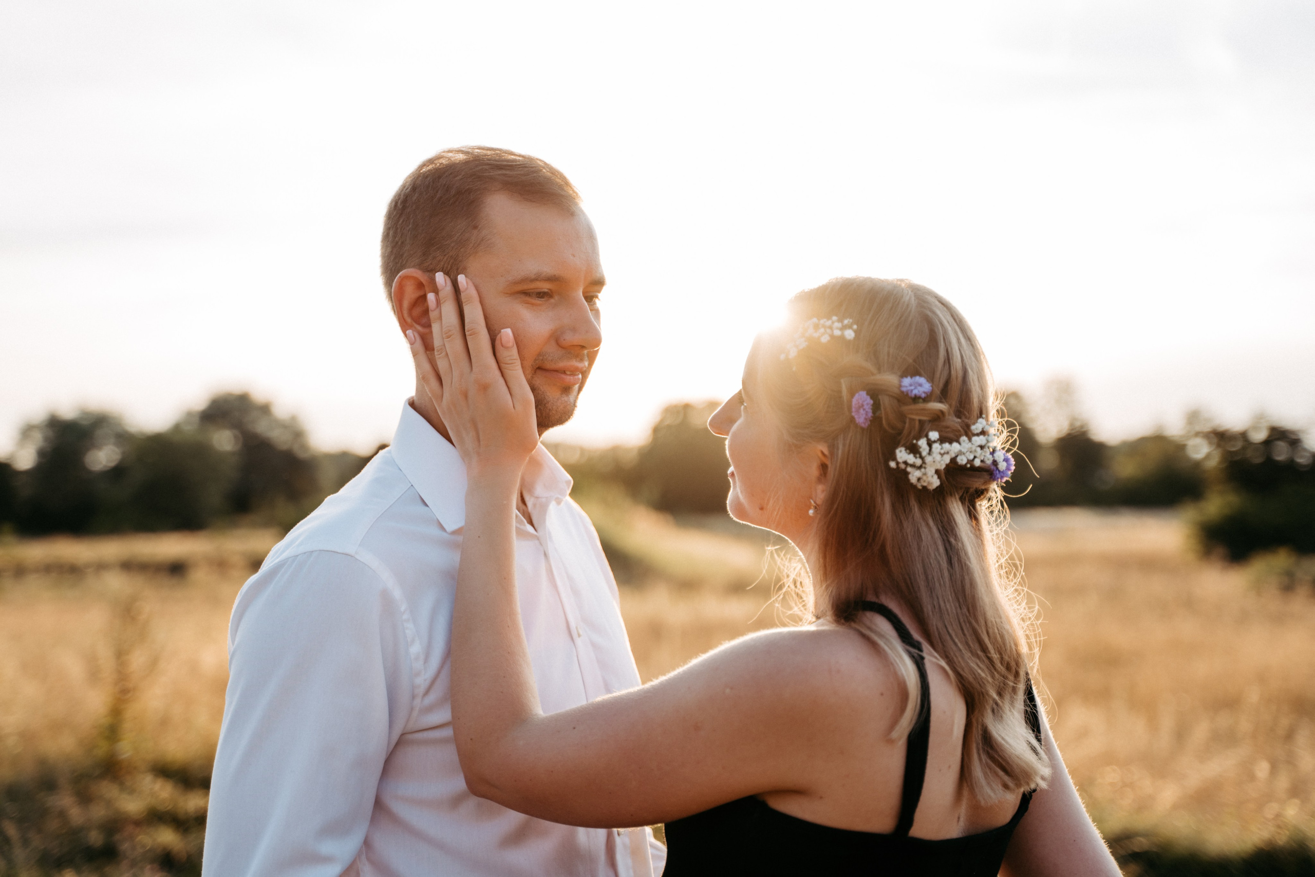 Babybauch. Authentische und emotionale Familienfotos in Landshut und Umgebung