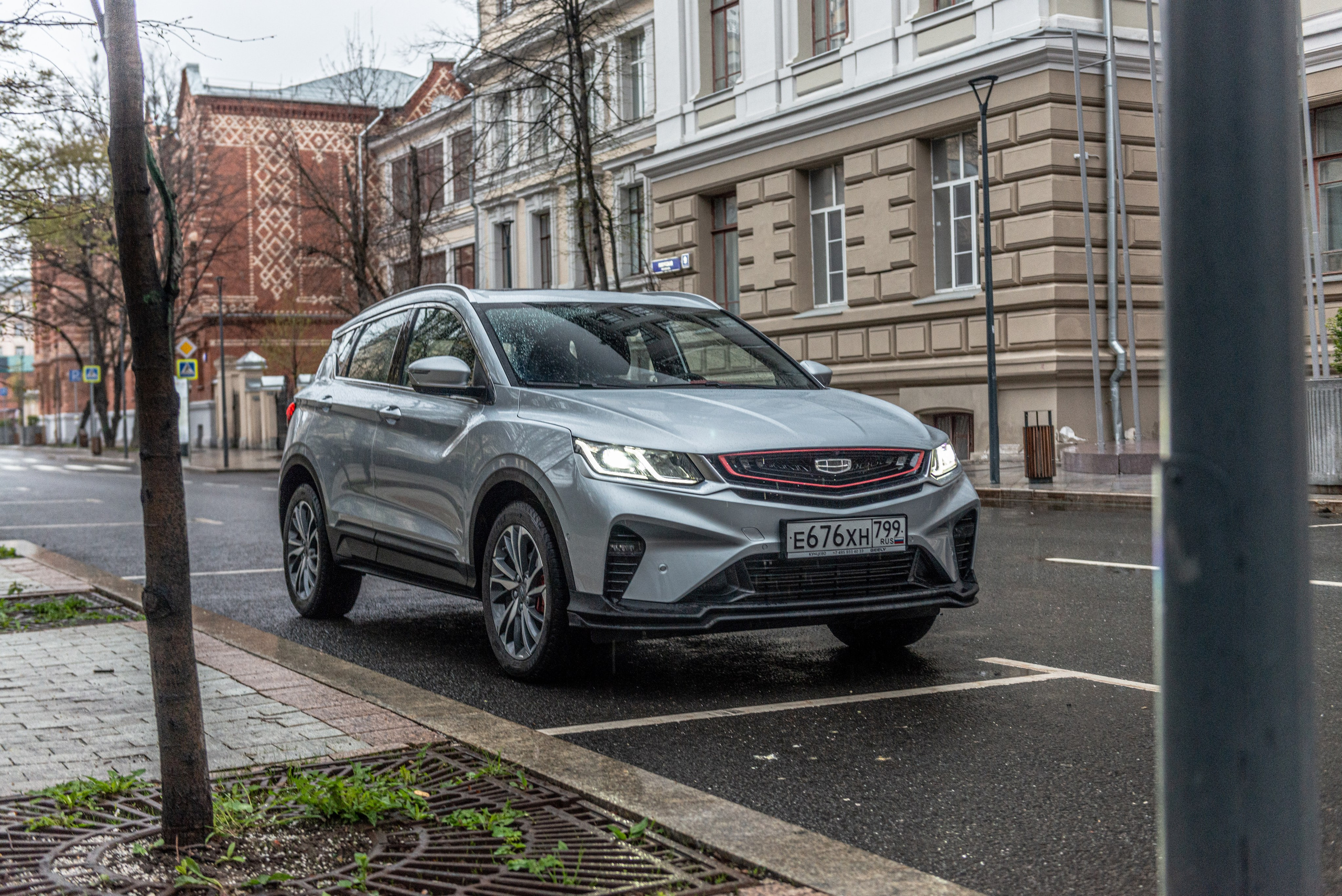 Фотосъемка автомобиля Geely Coolray. ФОТОГРАФ МЕКСИКА КИНТАНА-РОО