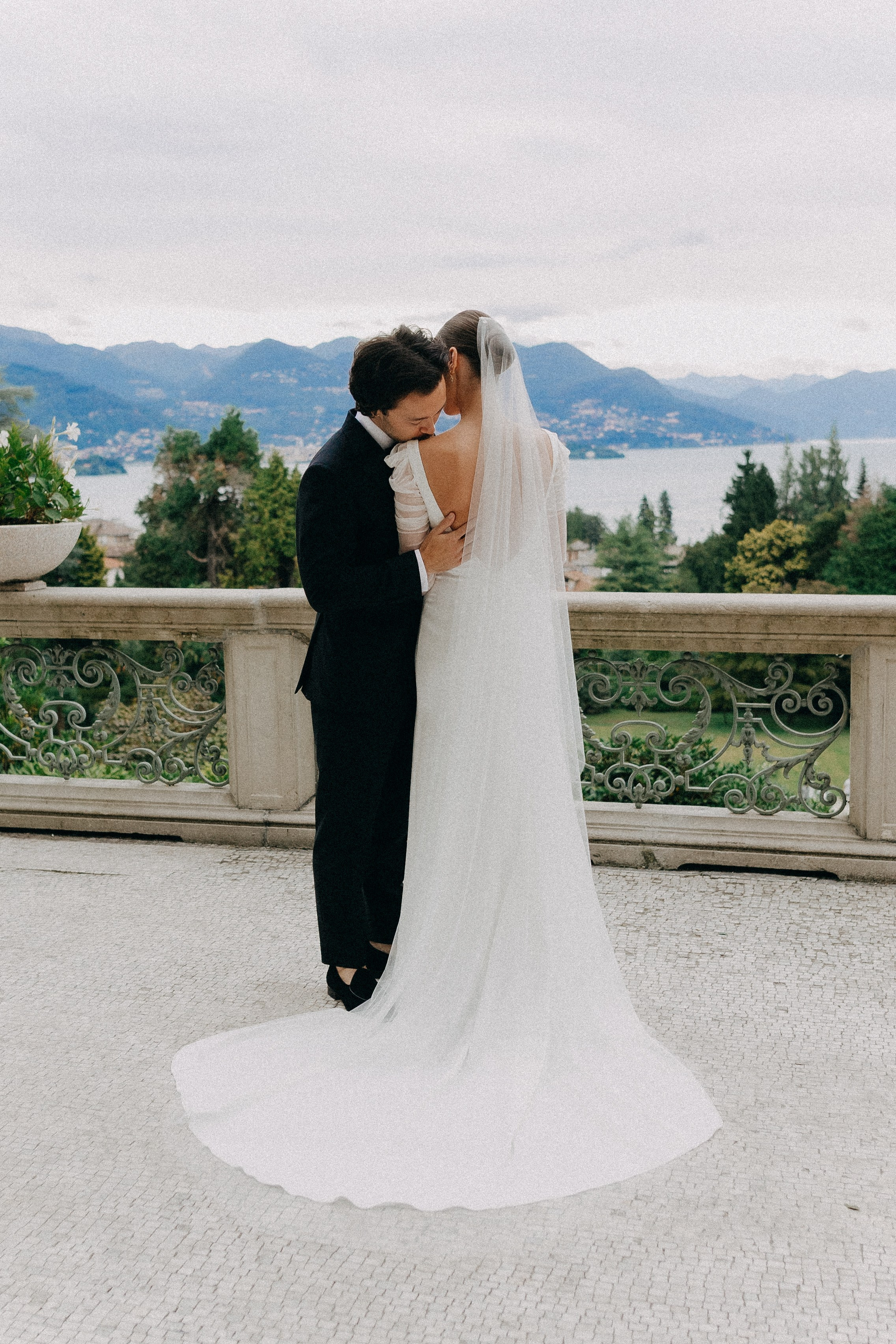 Molly & Jens, Villa Muggia, Lake Garda. Фотограф в Милане Анна Линник