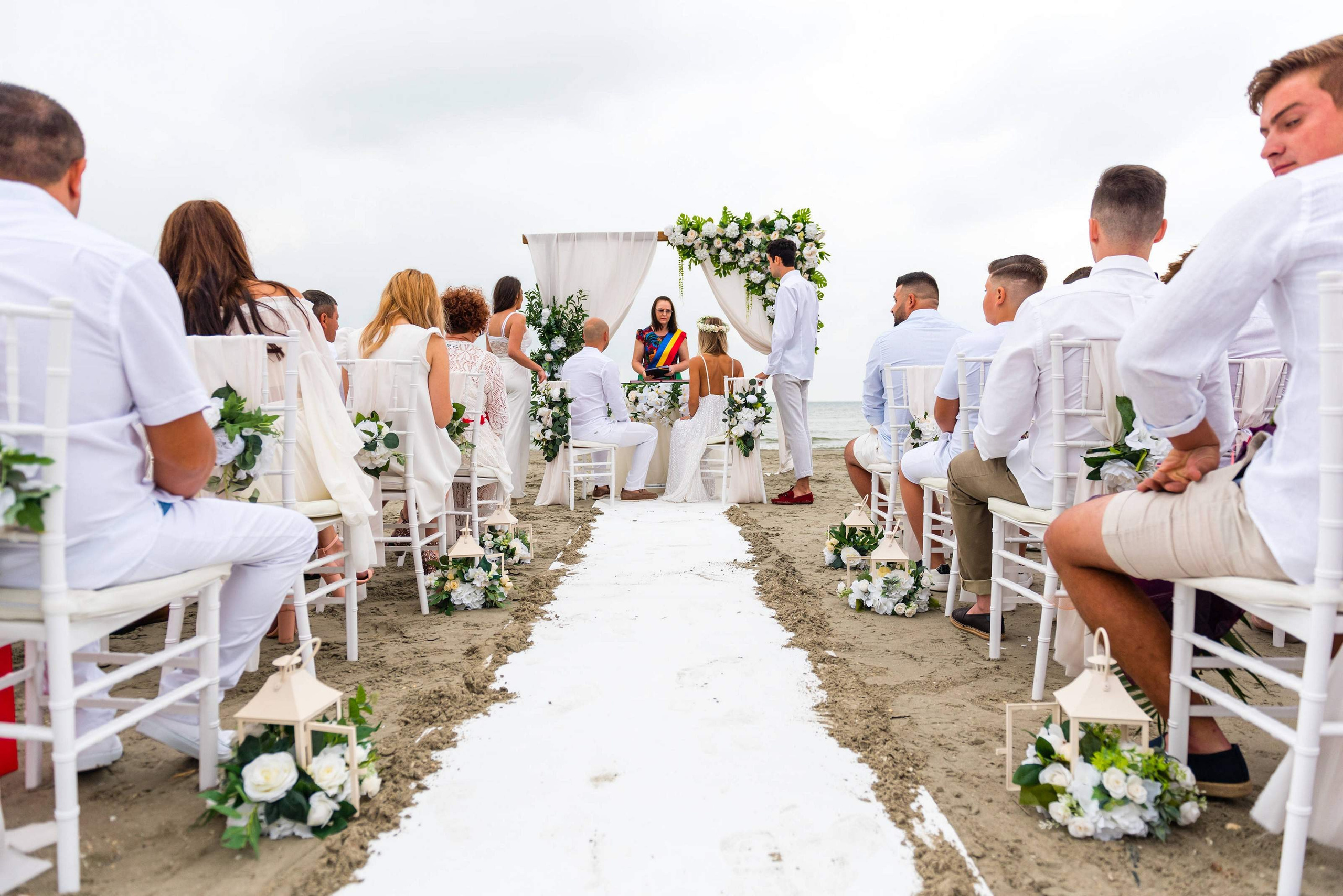 Cununie civila pe plaja Oneiro