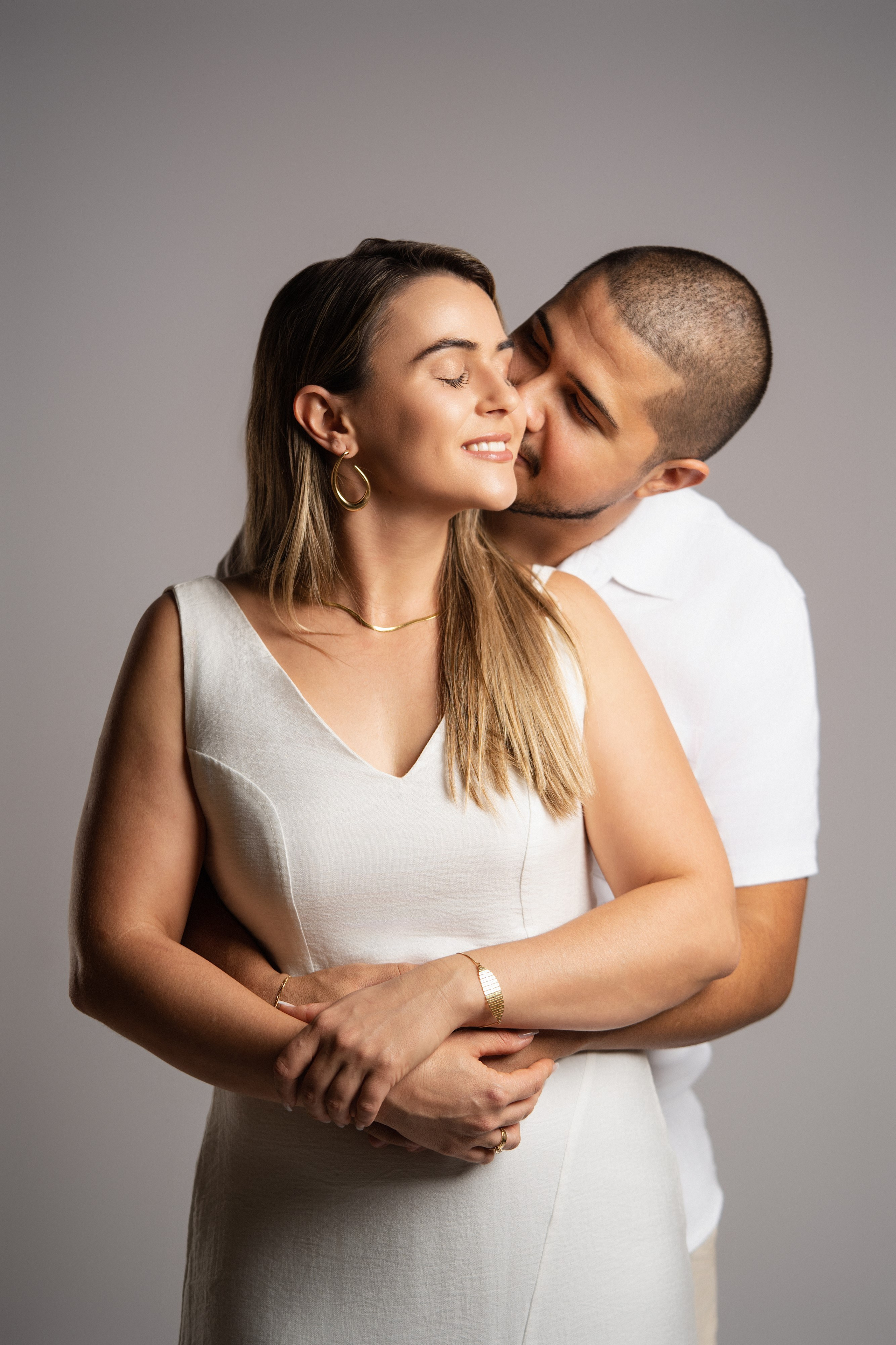 Pré Wedding Estúdio — Tayla e Paulo. Fotógrafo de casamento e Filmmaker de casamento