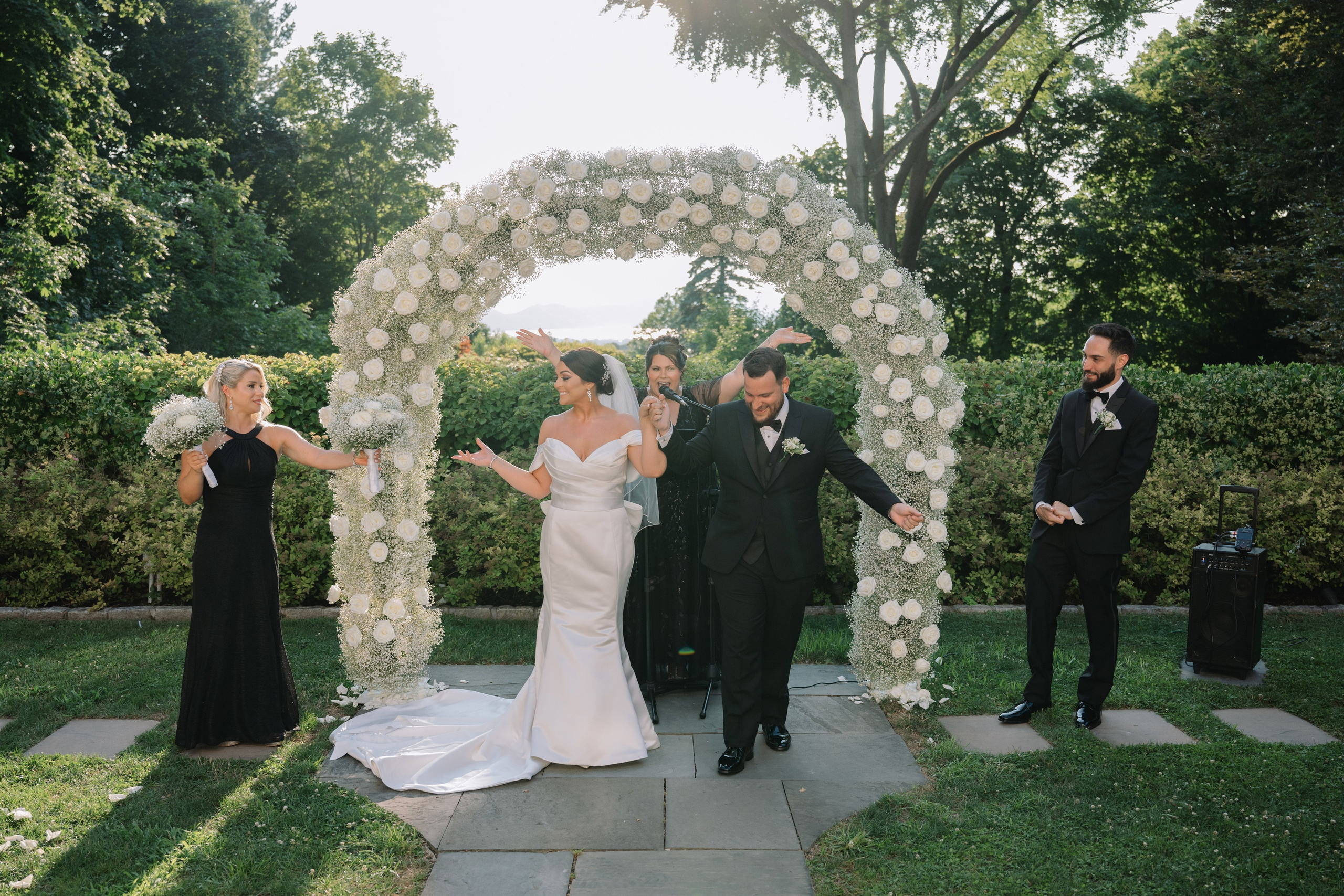 Summer Wedding at The Briarcliff Manor | Taylor & Richie | New York Wedding Photography