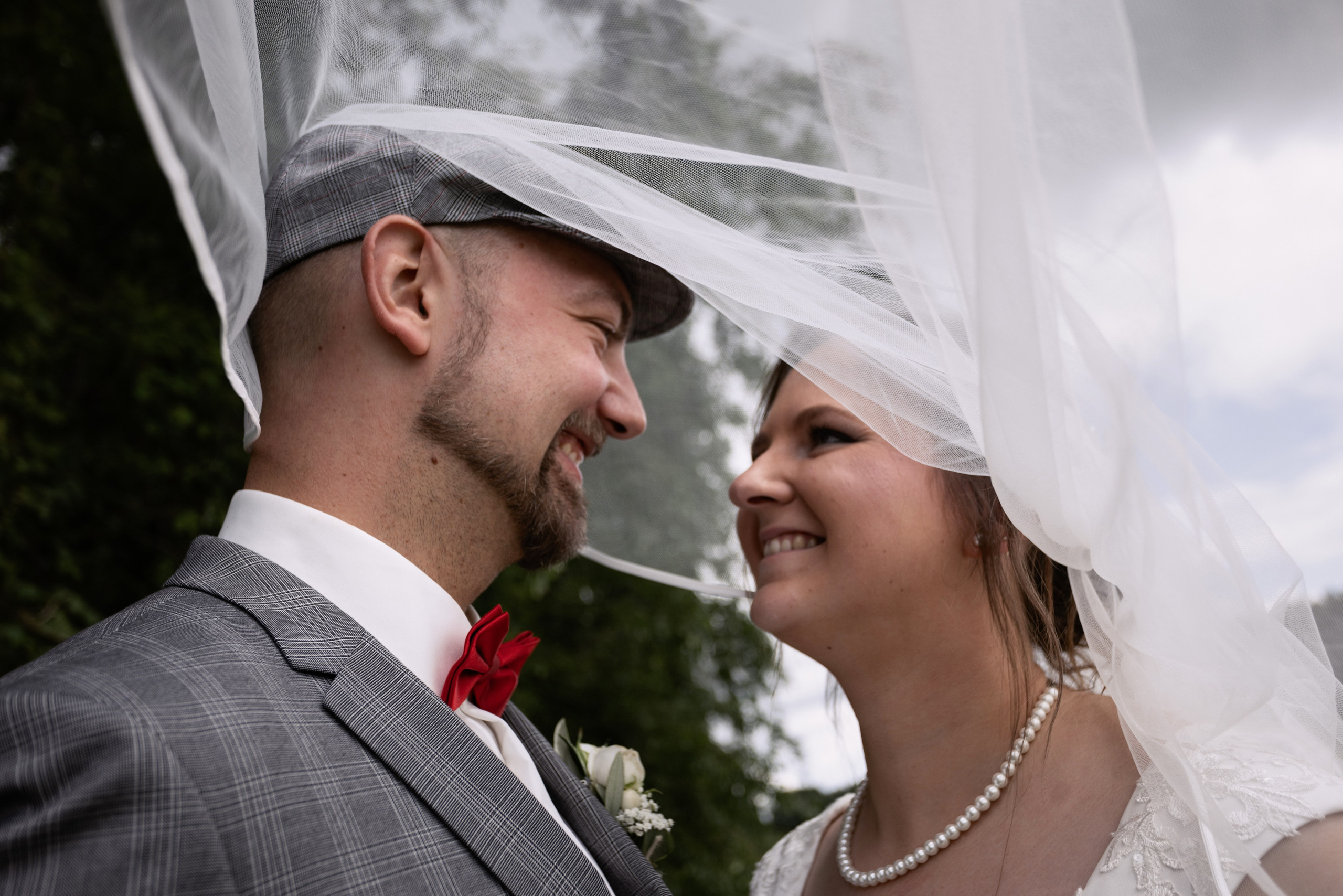 Hochzeitsfotos/Videos. Fotografin und Videografin im Raum Osnabrück und Emsland Alla