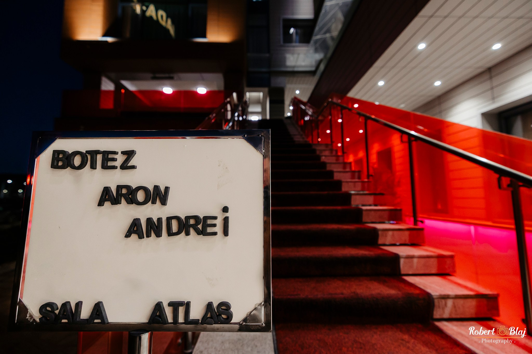 Aron. Robert Blaj - Fotograf Nuntă Iași