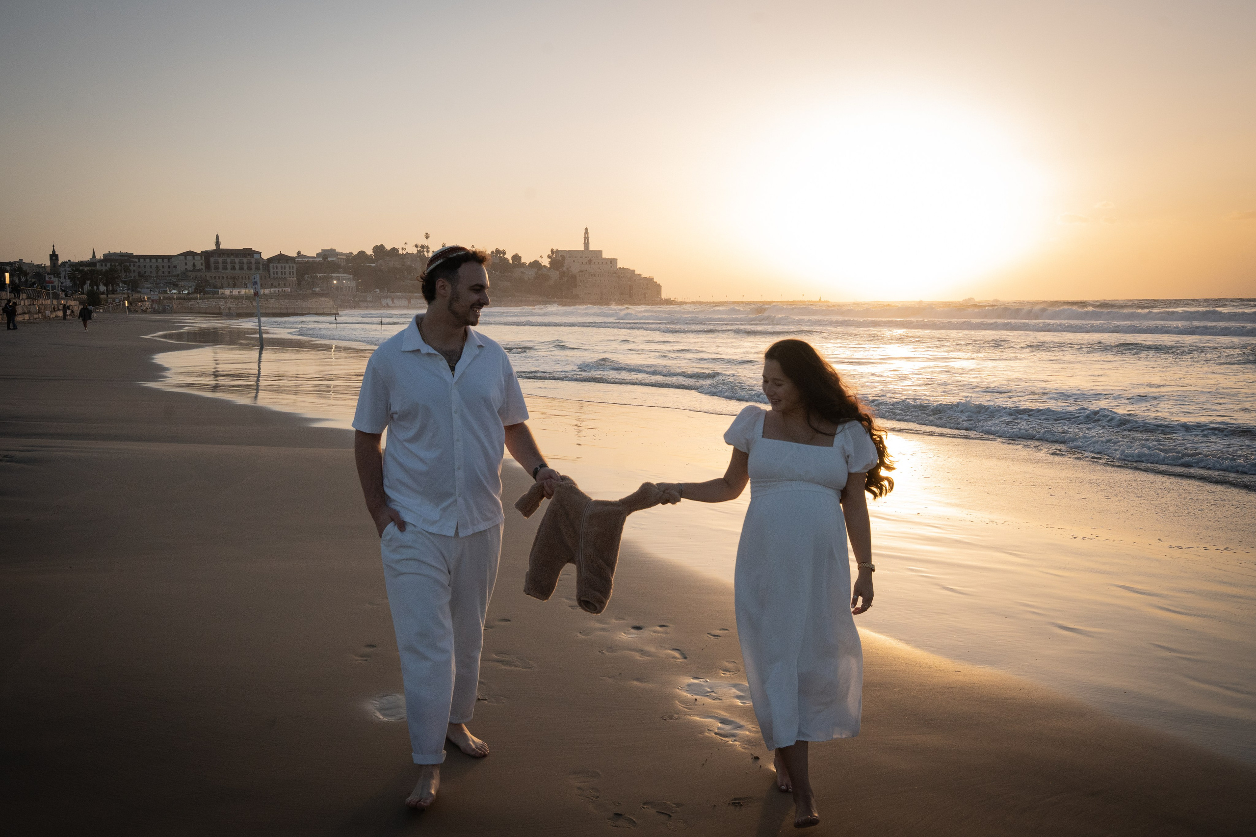 Naomi & Surli, Jaffa Beach, December 2025. Divign By Tehilah — Meaningful Graphic Design & Photography
