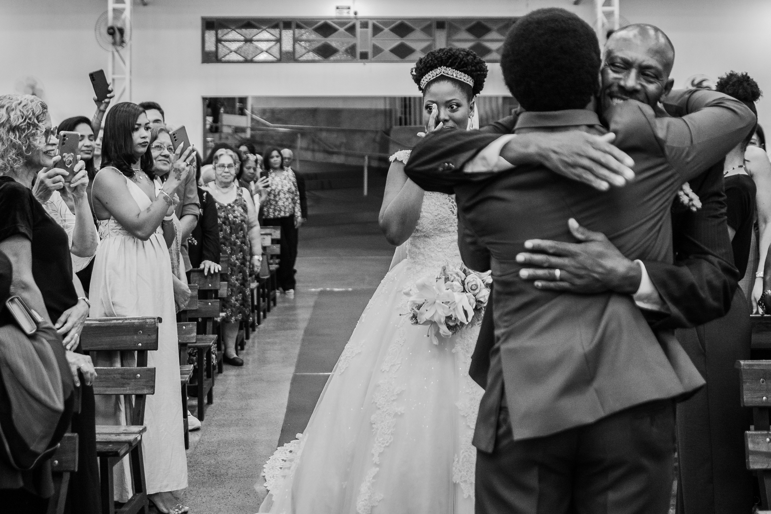 L + C — QUE TREM MAIS LINDO. Fotografia de casamento em Belo Horizonte