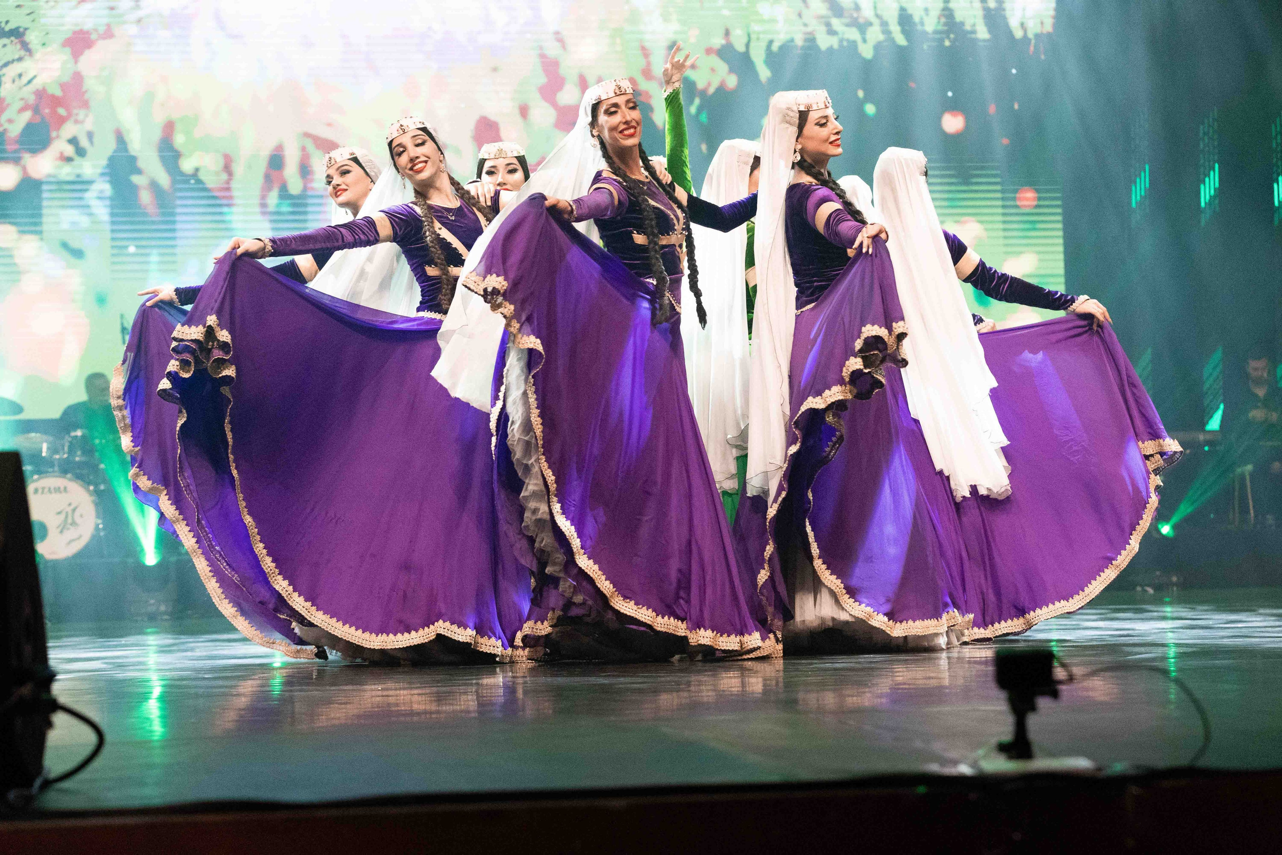 STATE DANCE ENSEMBLE. Wedding&Event photographer Ismail Rzayev in Baku