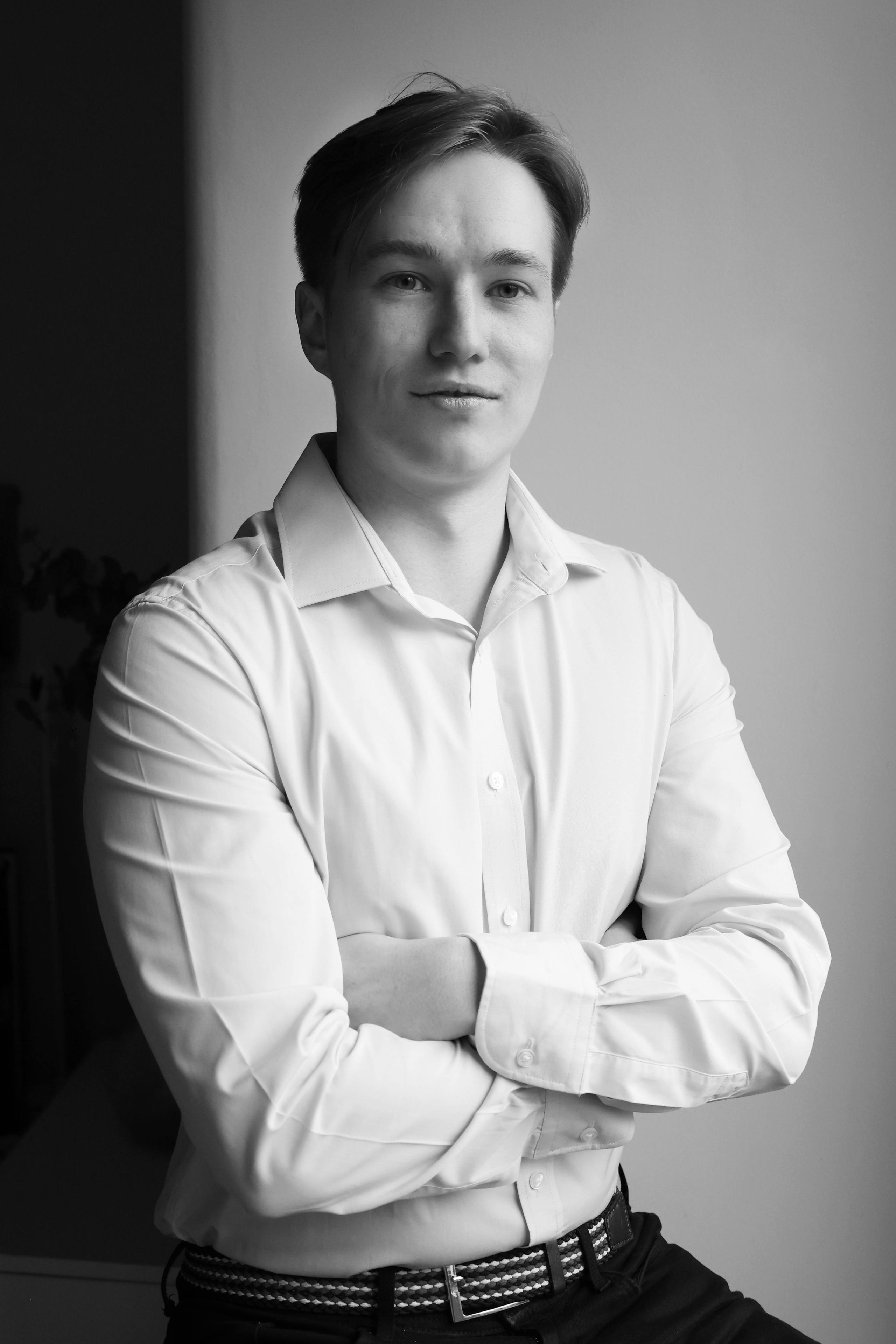 Portraits. Couples and portraits photographer Wimbledon London