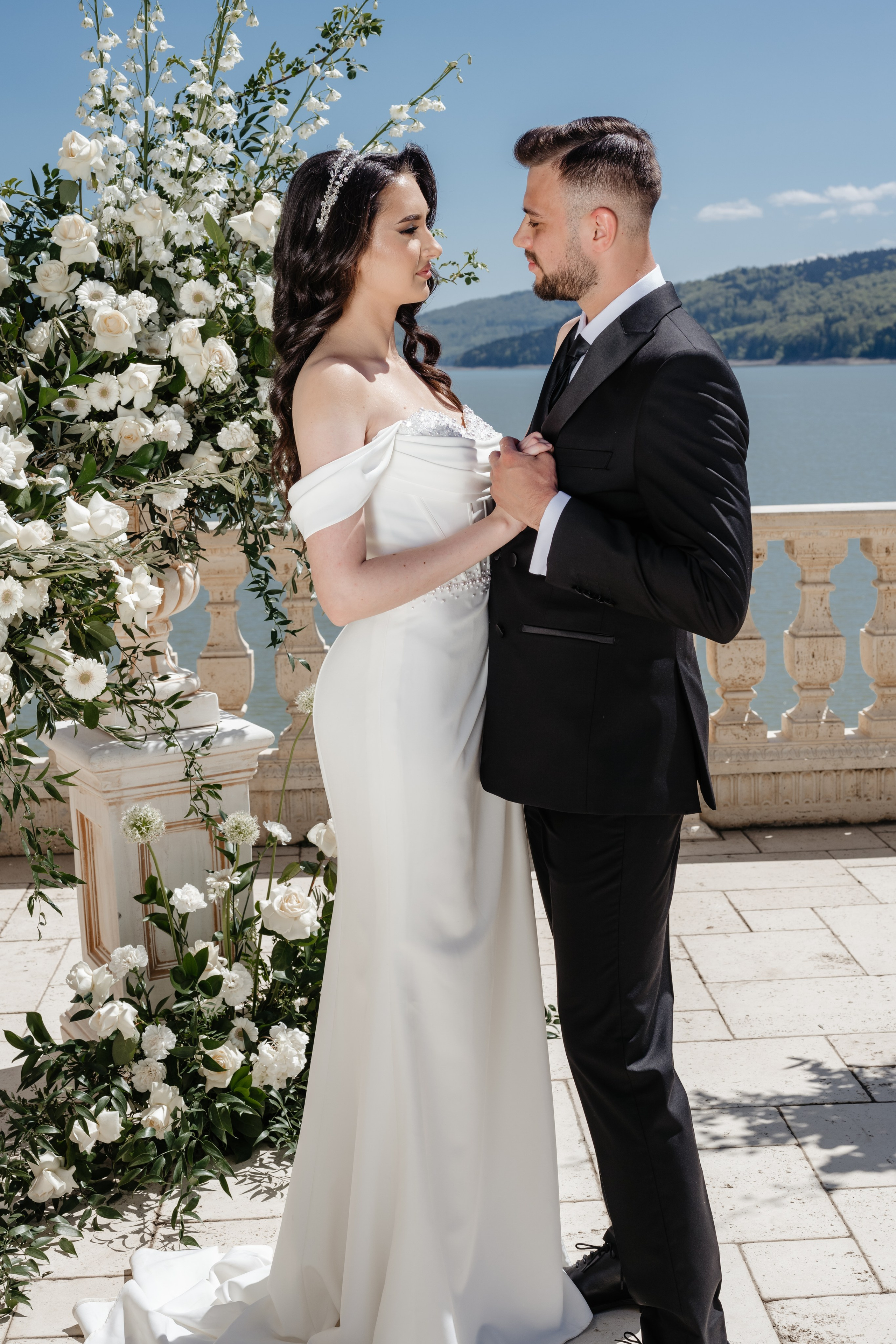 Nunta Bianca si Gilbert, Gradinile Romane, Piatra Neamt. Ana Maria Dragan Fotograf Evenimente