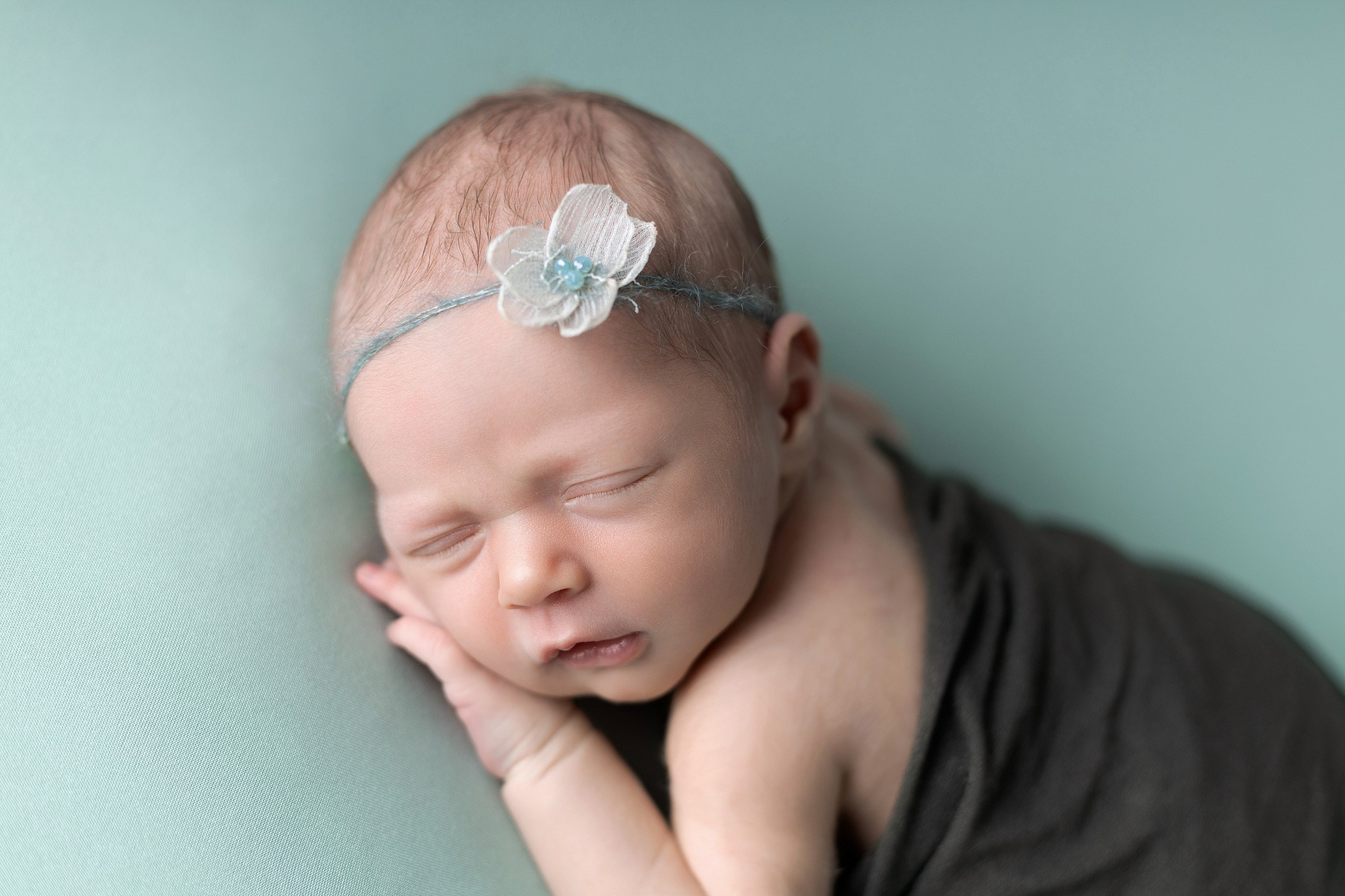 Newborn Classic. Family photographer in Bay Area, California