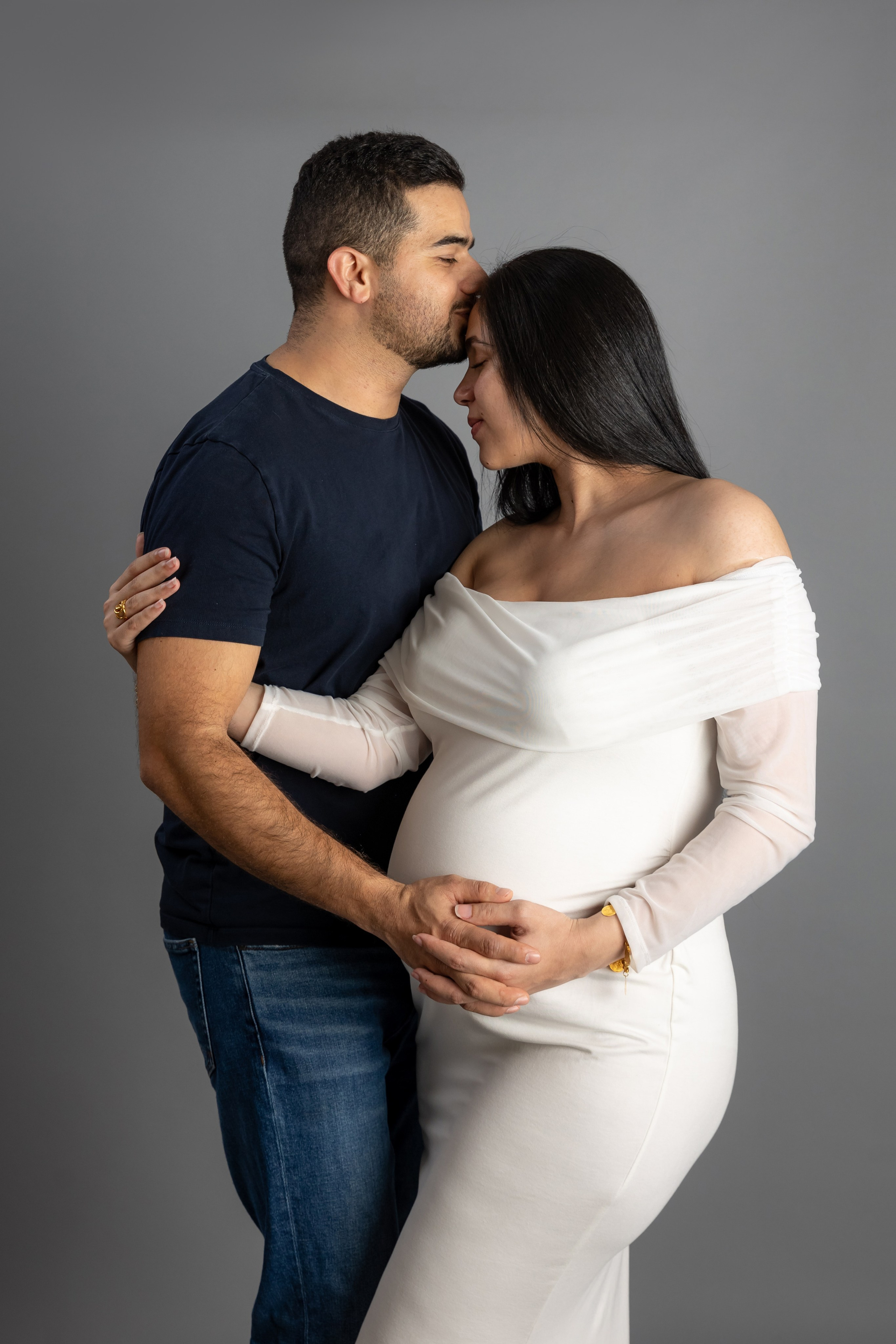 STUDIO Maternity sessions. Miami Family and Event Photographer