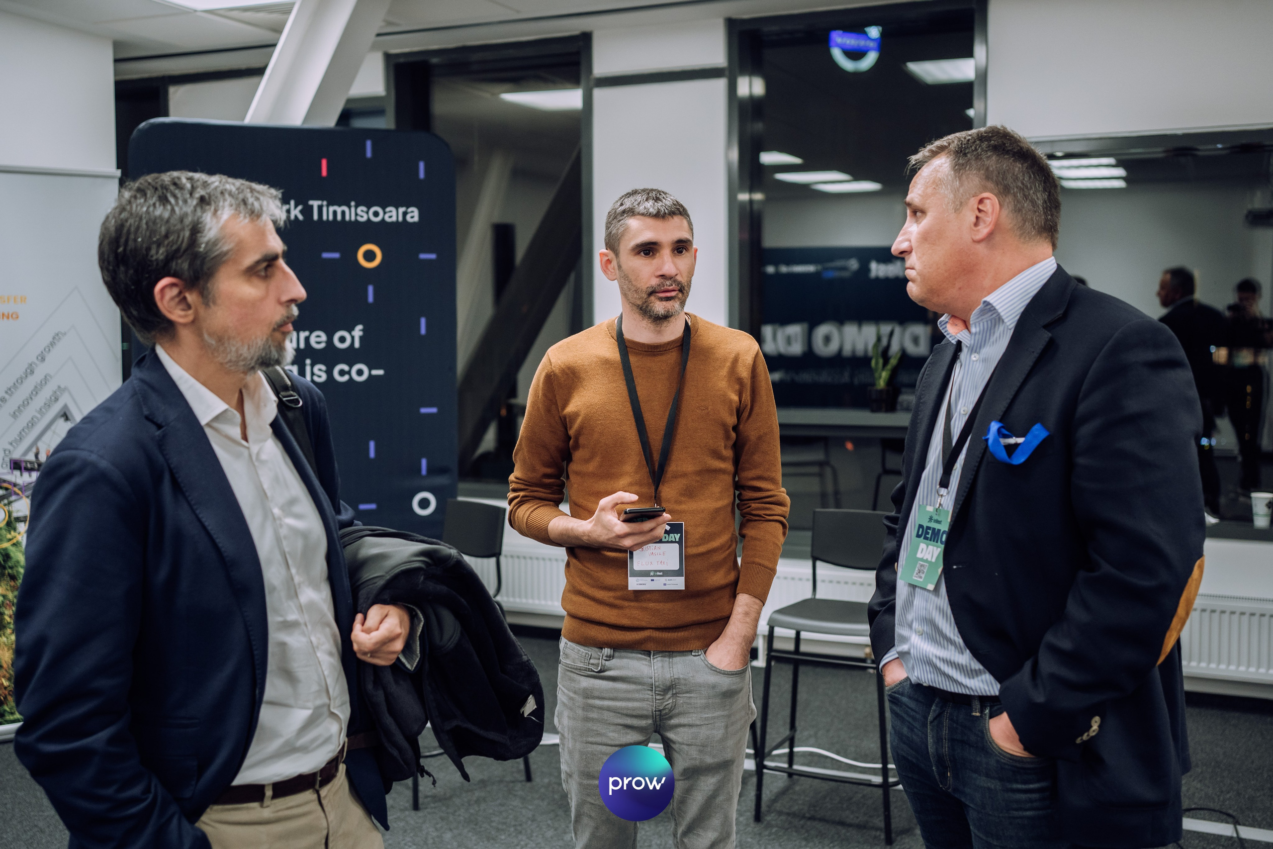 InVest DemoDay @ Cowork. Cozac Cristian Photographer
