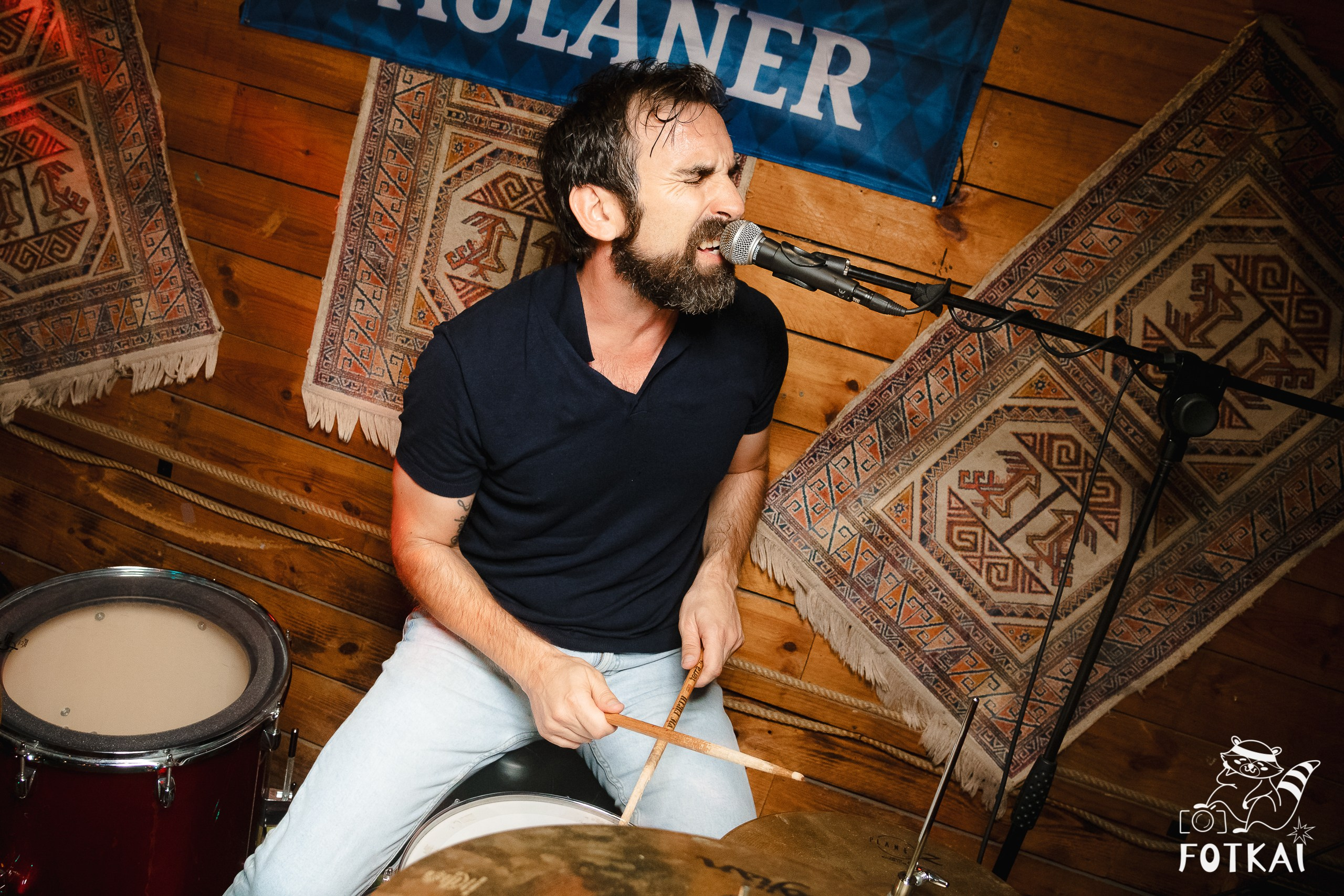 Get Back en El Paso Bar – Noche de Rock en Vivo | Reportaje Fotográfico Oktoberfest | FOTKAI