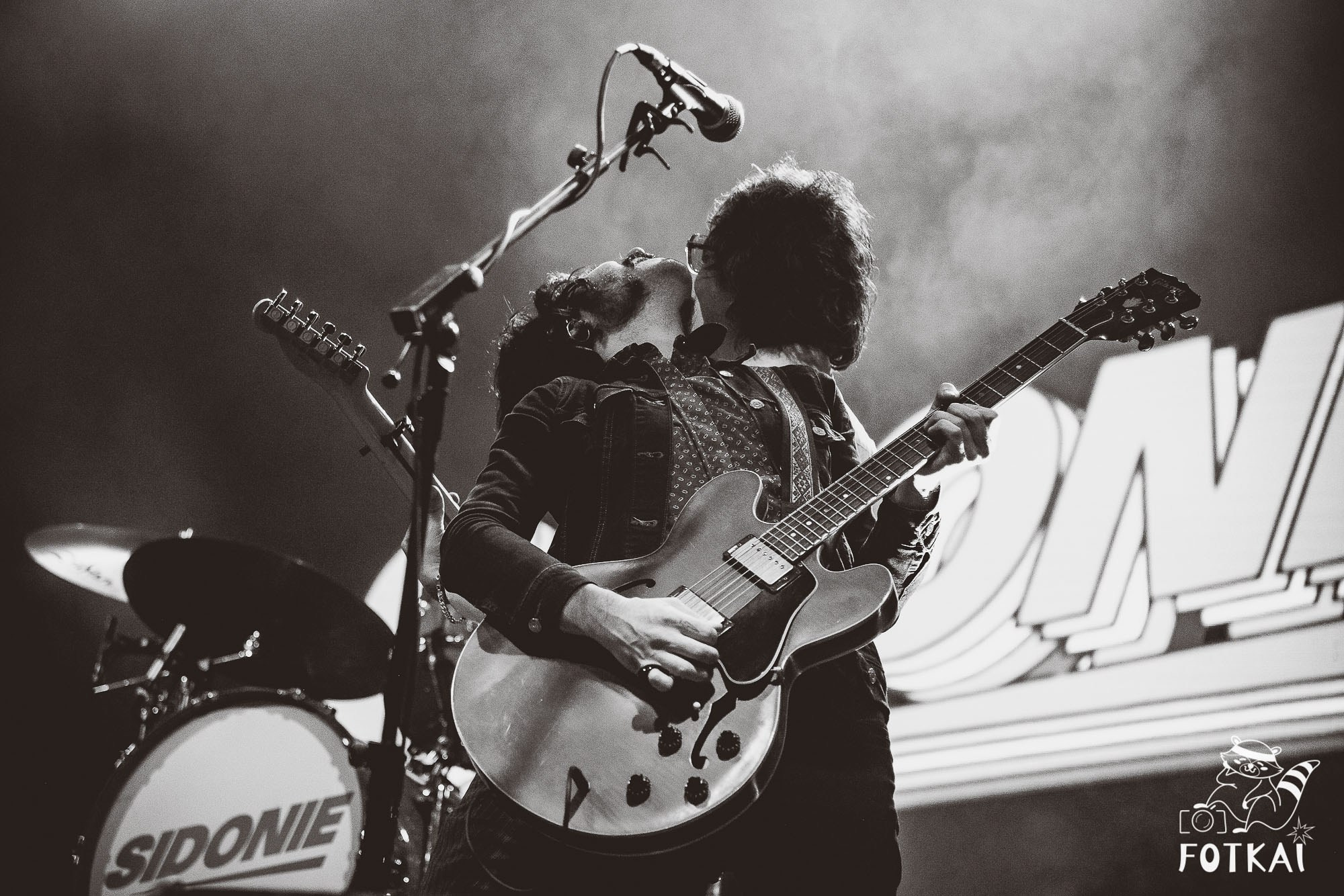 Sidonie en Torrevieja 2025 – Fotos del concierto y reportaje completo | FOTKAI