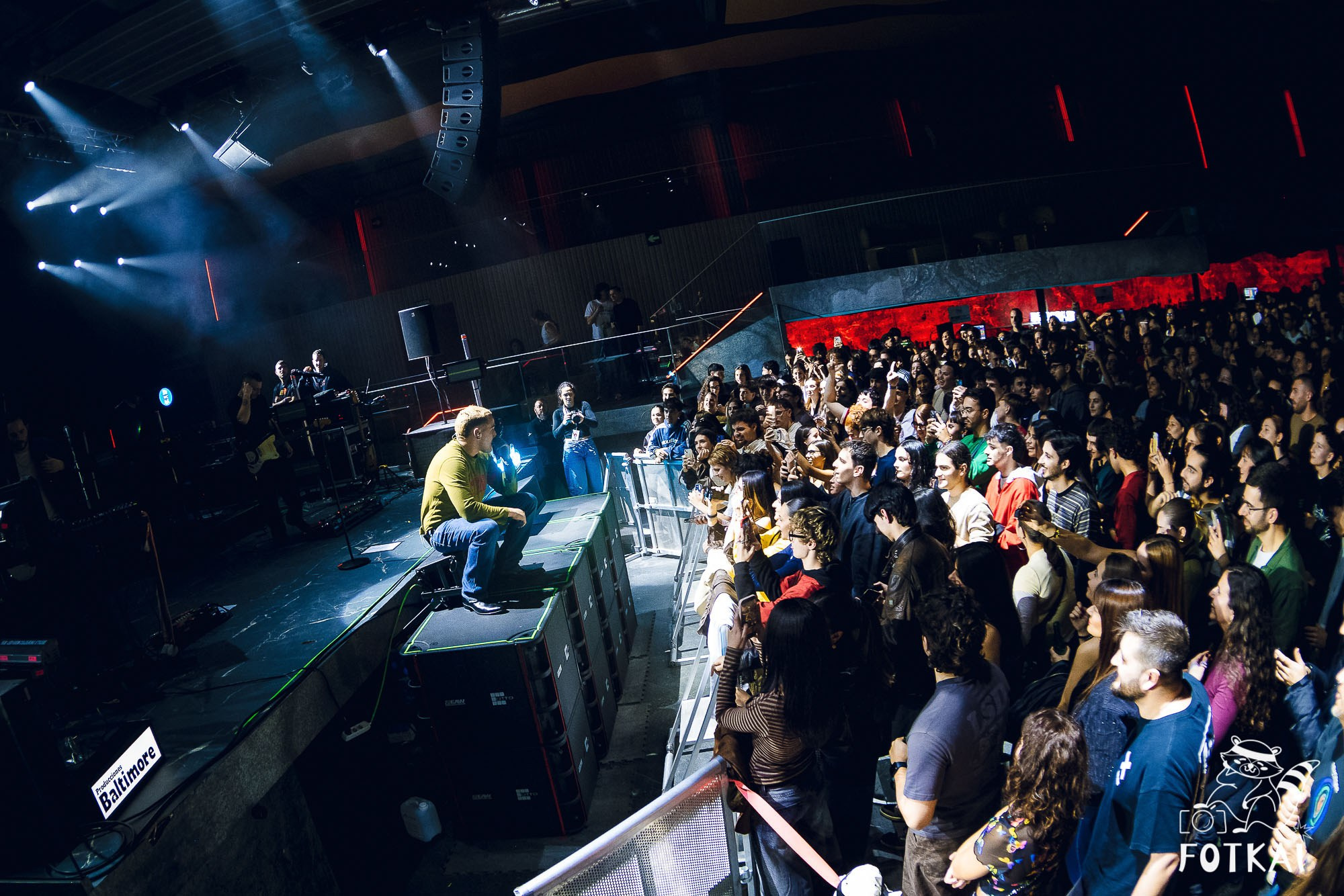 Barry B en Alicante 13 de febrero 2026: concierto épico de pop alternativo y energía en vivo | FOTKAI