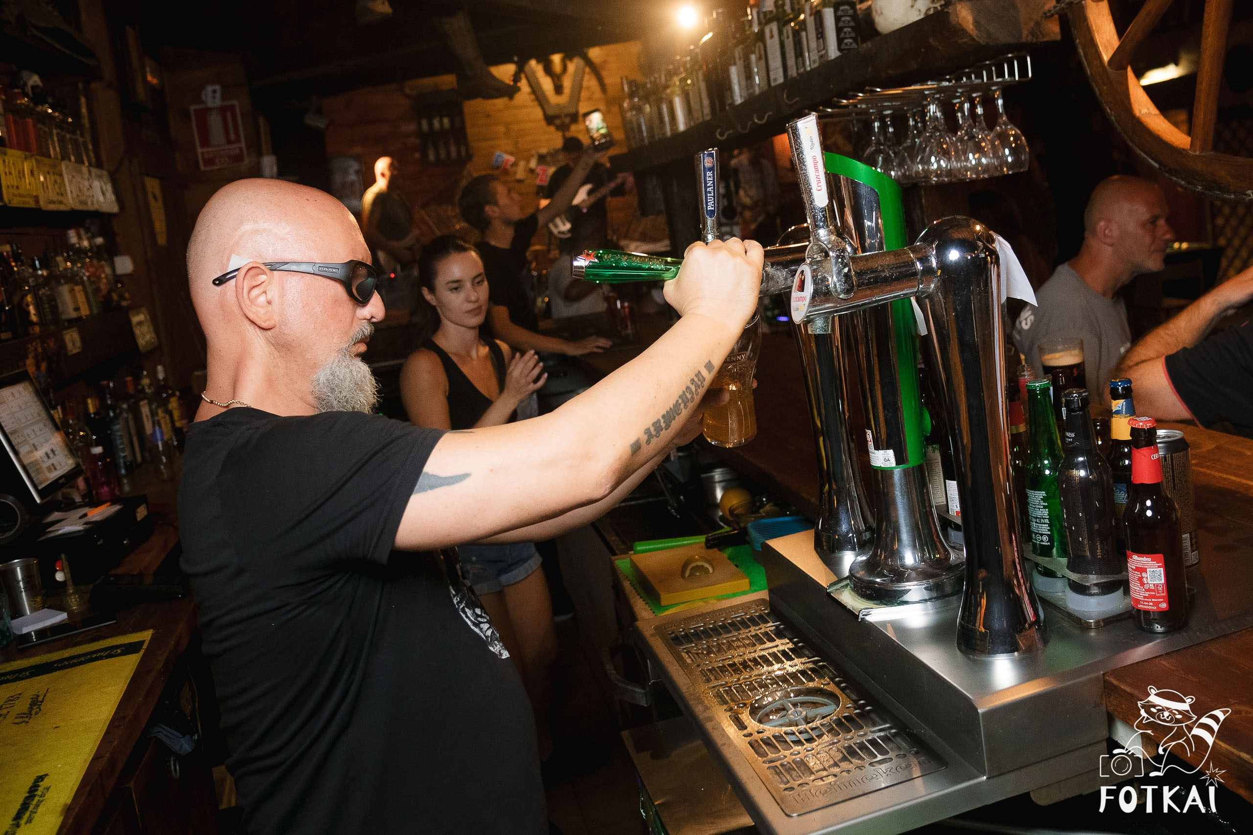 El Paso Rock Bar Torrevieja: Reportaje fotográfico 29.08.25 | FOTKAI