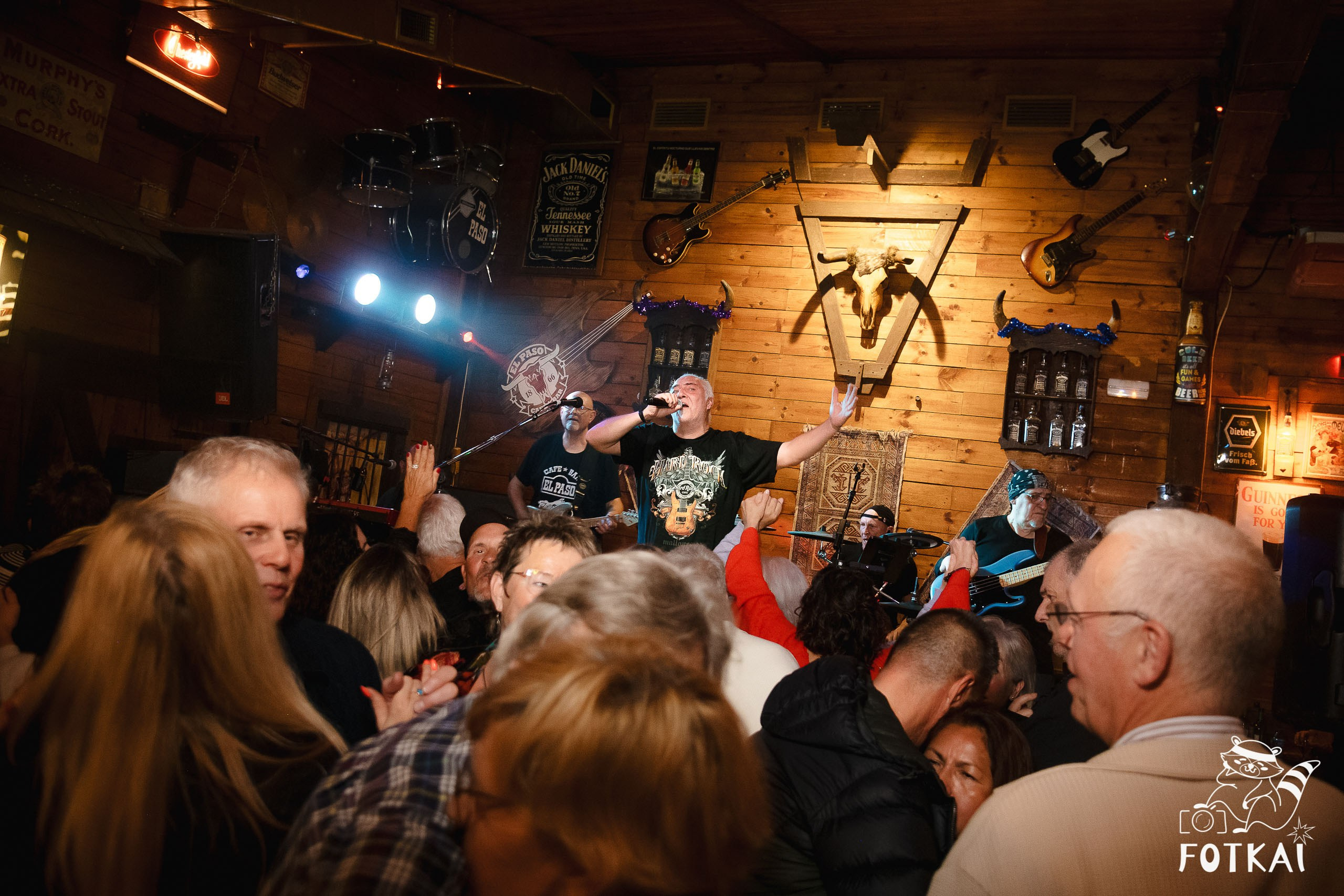 The Galaxy’s live at El Paso Bar Torrevieja: concert photo report | FOTKAI