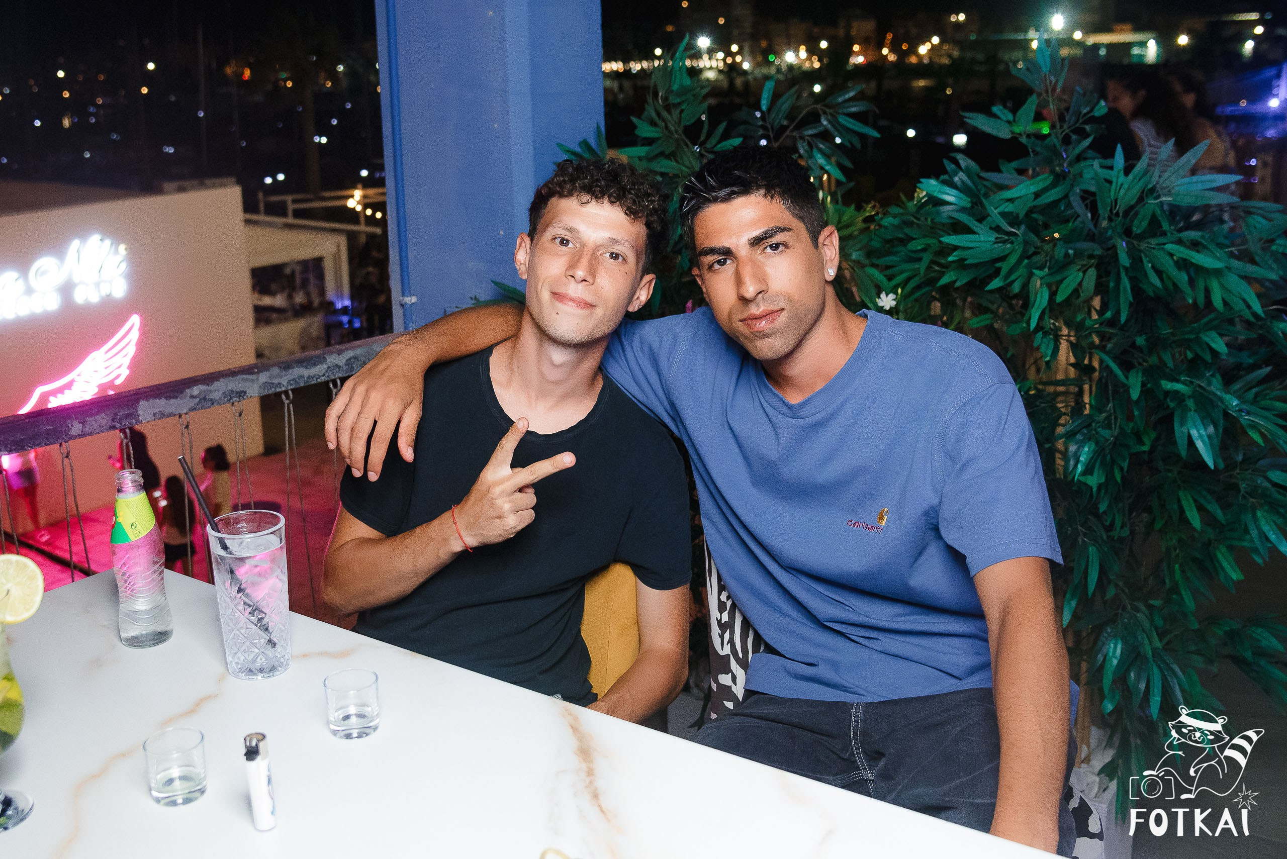 The Sunset Lounge Bar: Reportaje fotográfico 15.08.25 | FOTKAI