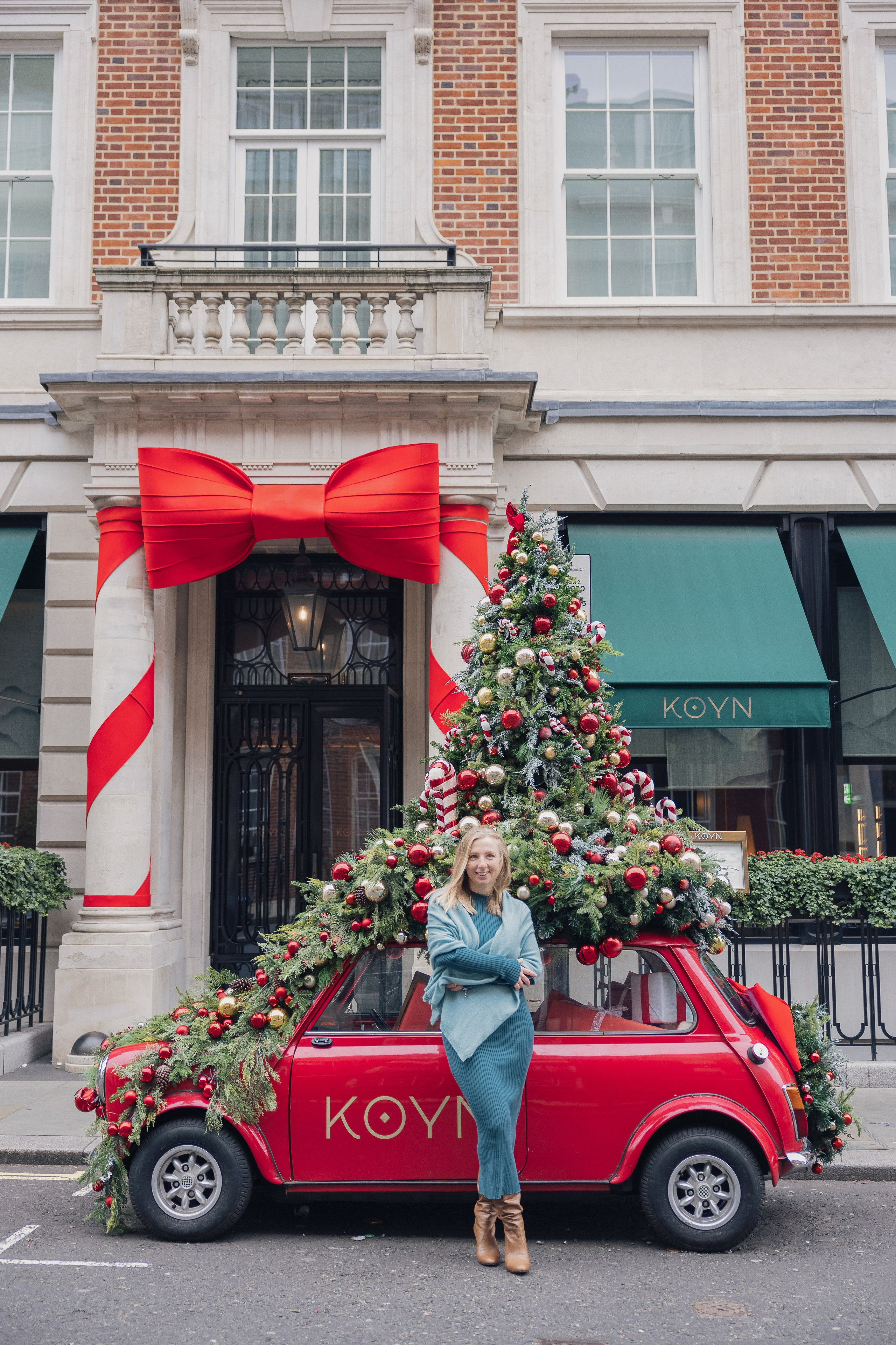 London at Christmas. PHOTOGRAPHER IN LONDON
