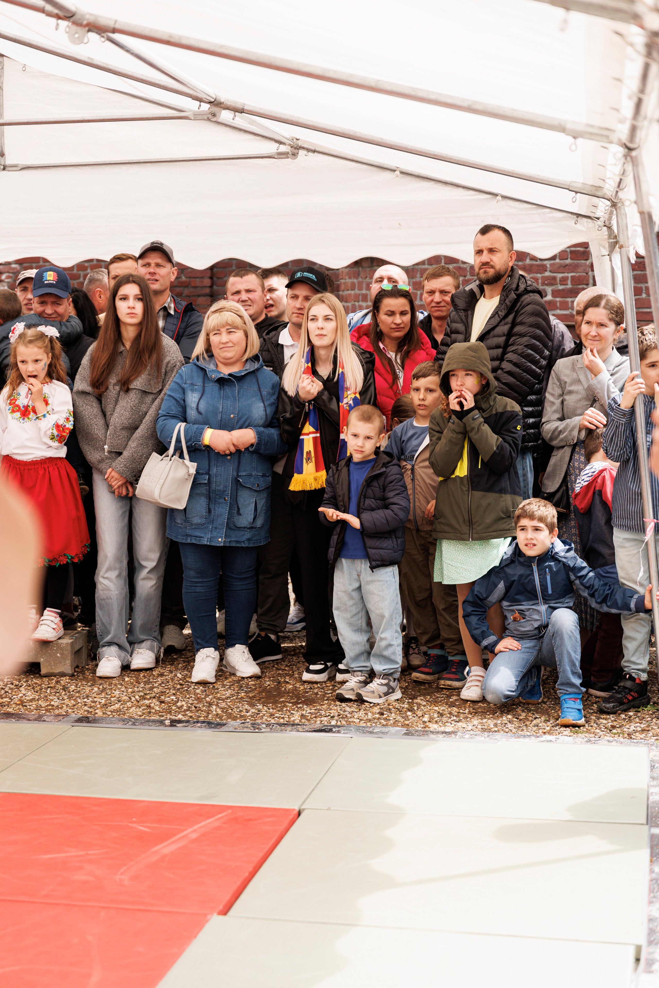 Hora Dorului 2025. Dienstleistungen