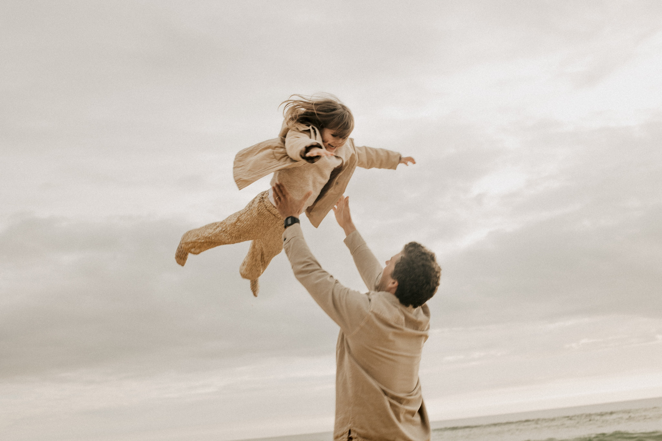 FAMILLE. Je suis Olga, votre photographe de famille à Metz et dans toute la France