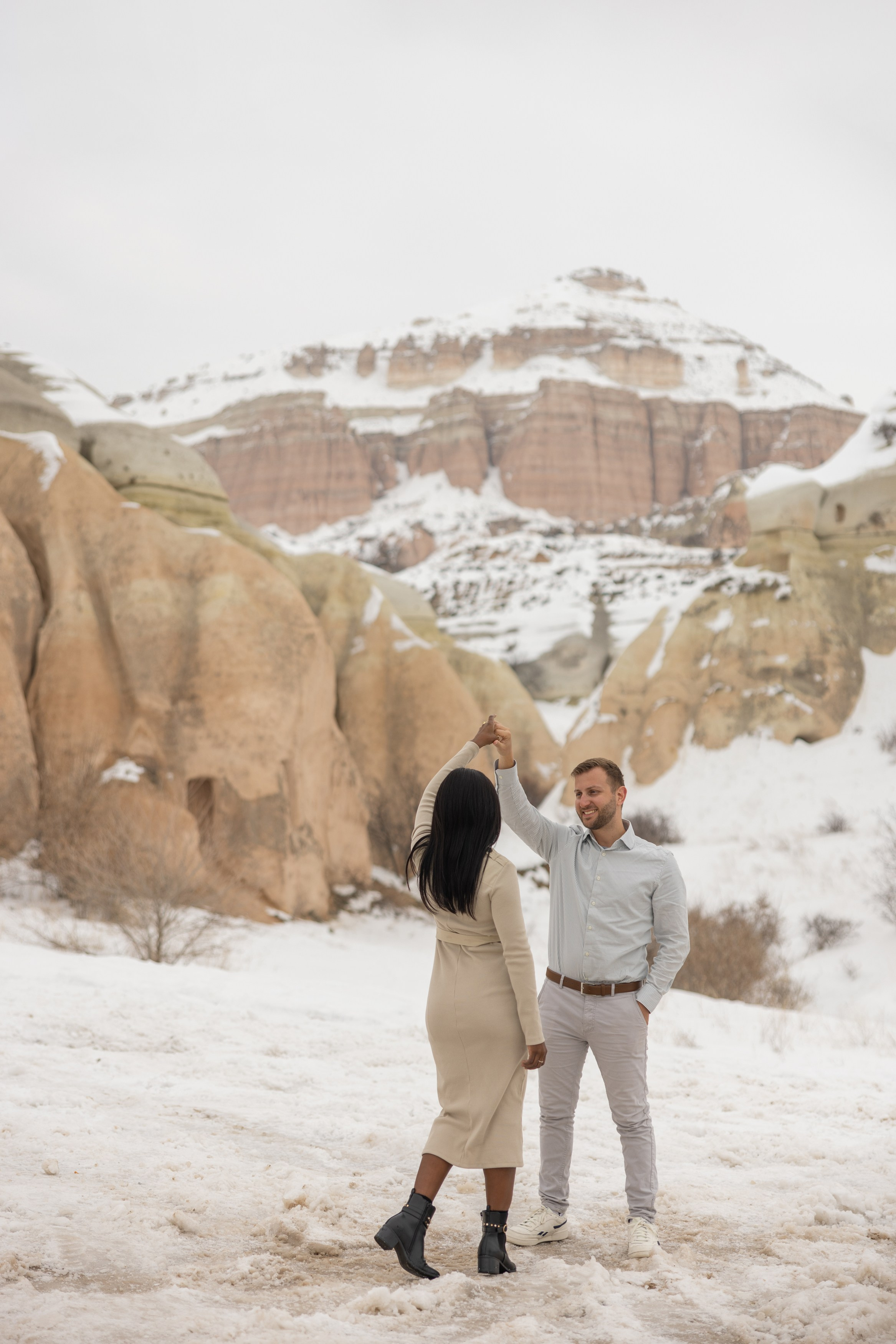 Andrew & Melody. Julia Ganch I Fashion Wedding Photography I Cappadocia Turkey