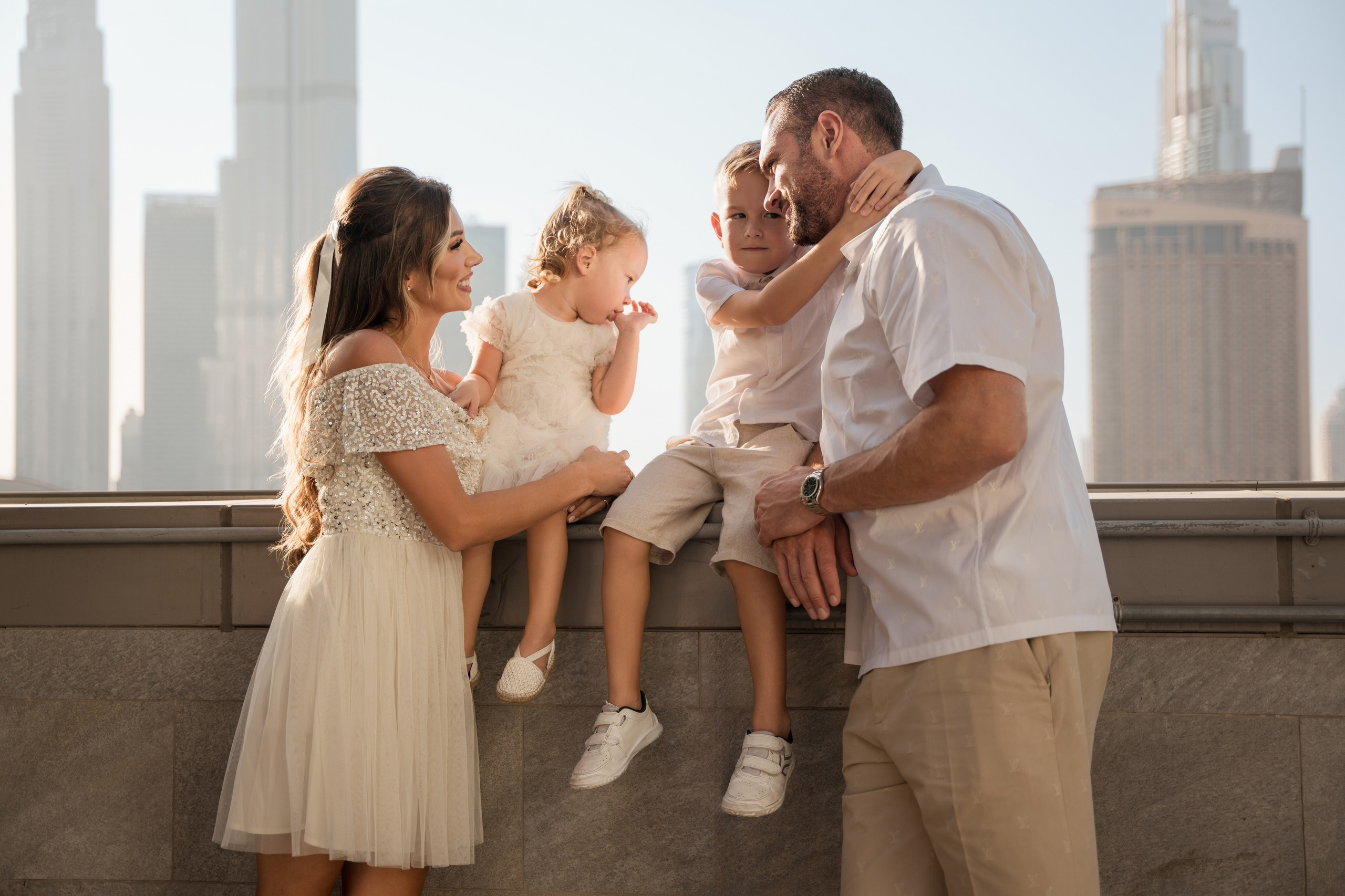 The heart of the city. Angela Iakovleva — Family Photographer in Dubai