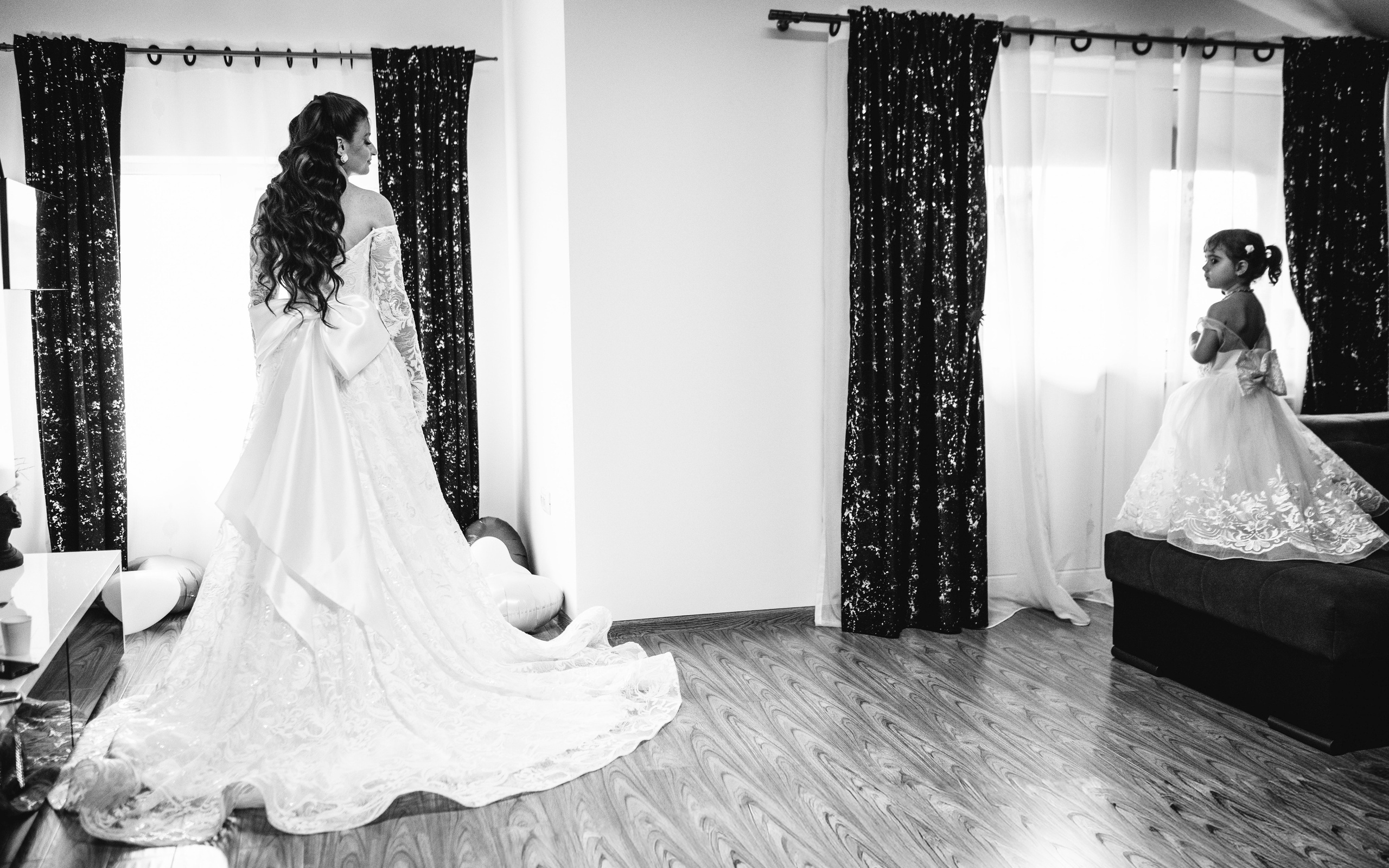 🤎 E l i s a & O v i d i u — Wedding Day Preview. Wedding & Family Photographer