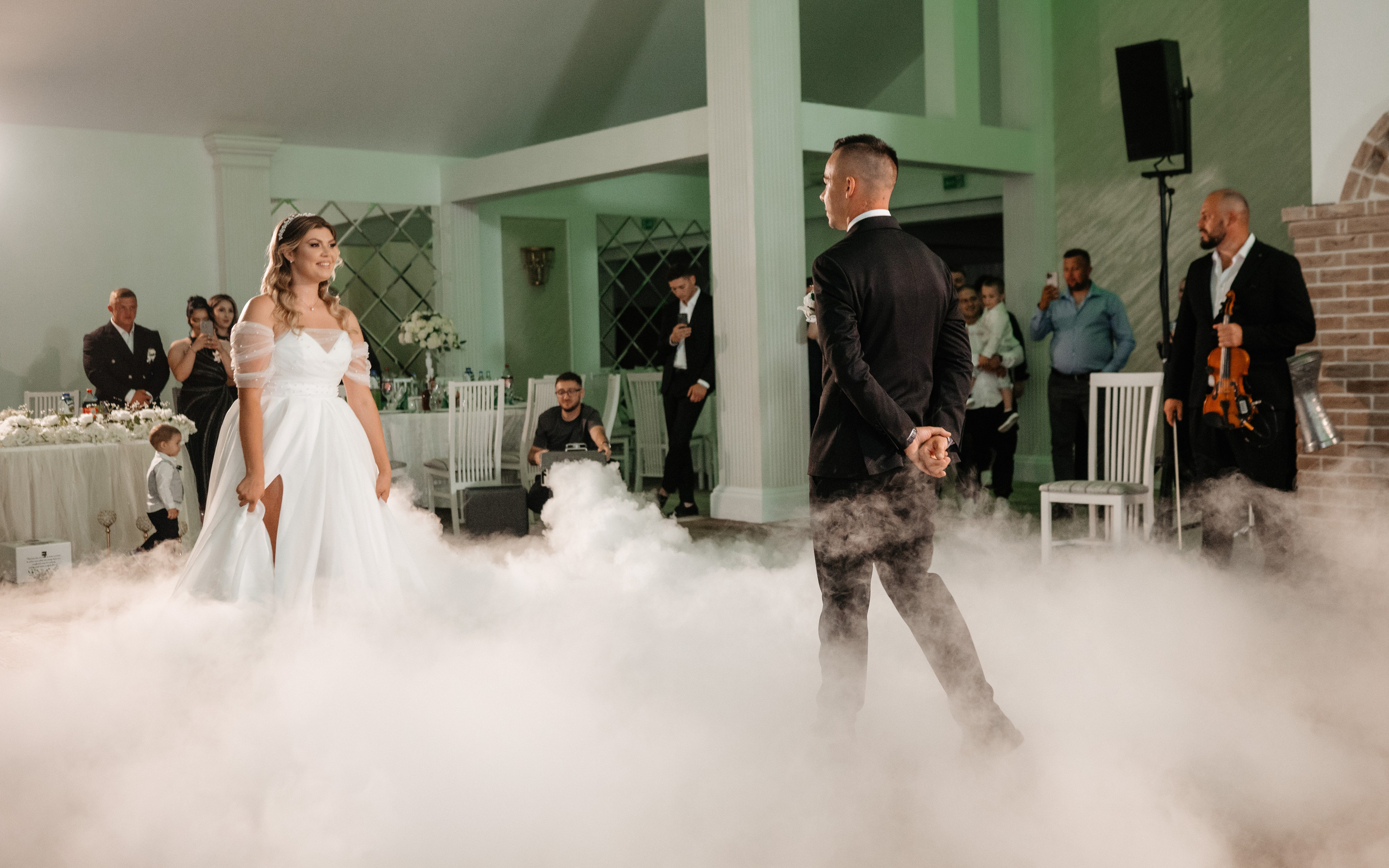 🤎 I o n i c a și A n d r e e a - Wedding Day Preview. Wedding & Family Photographer