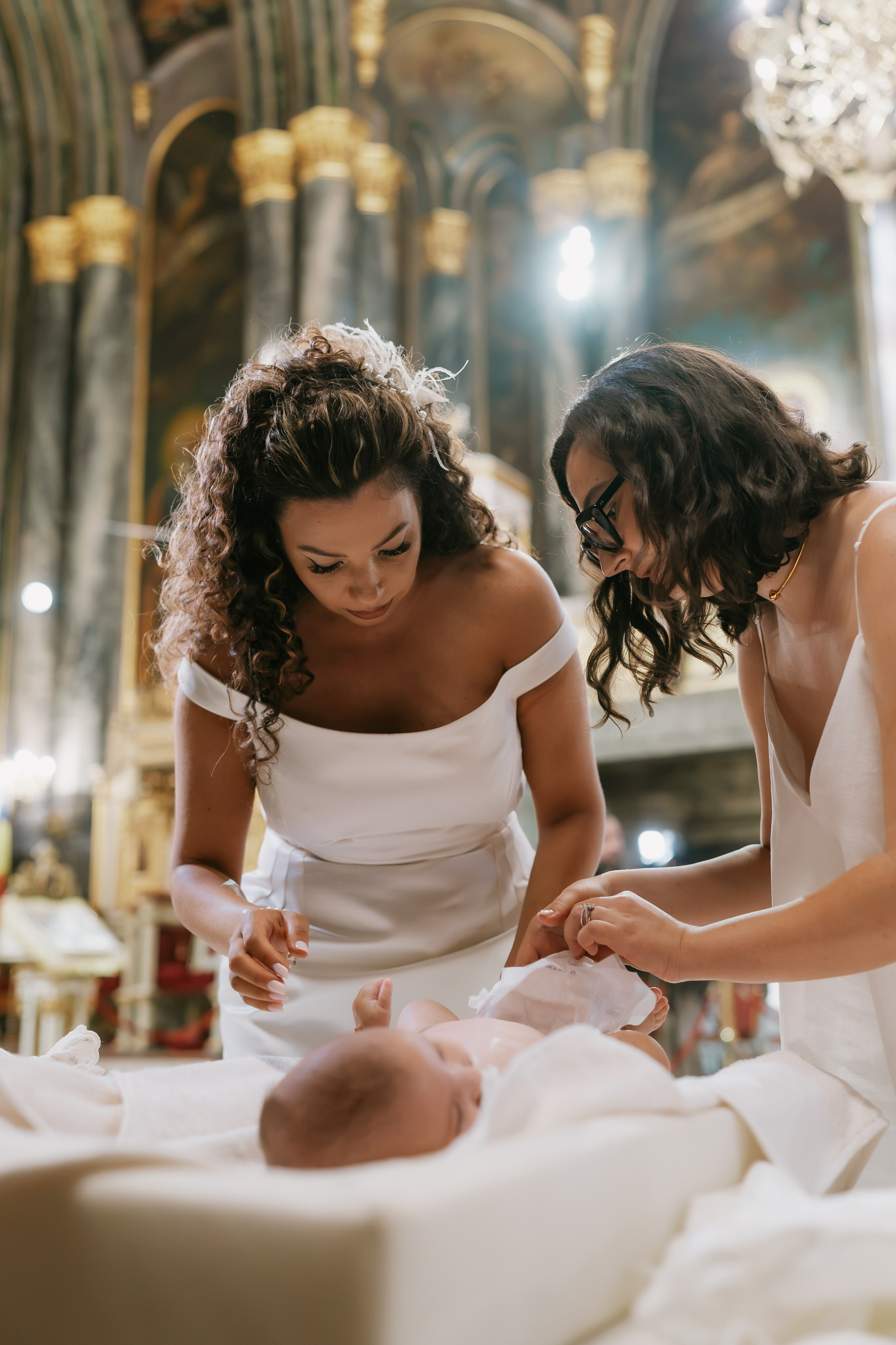 Veronica & Octavian | Wedding & Baptism. Dara Lens