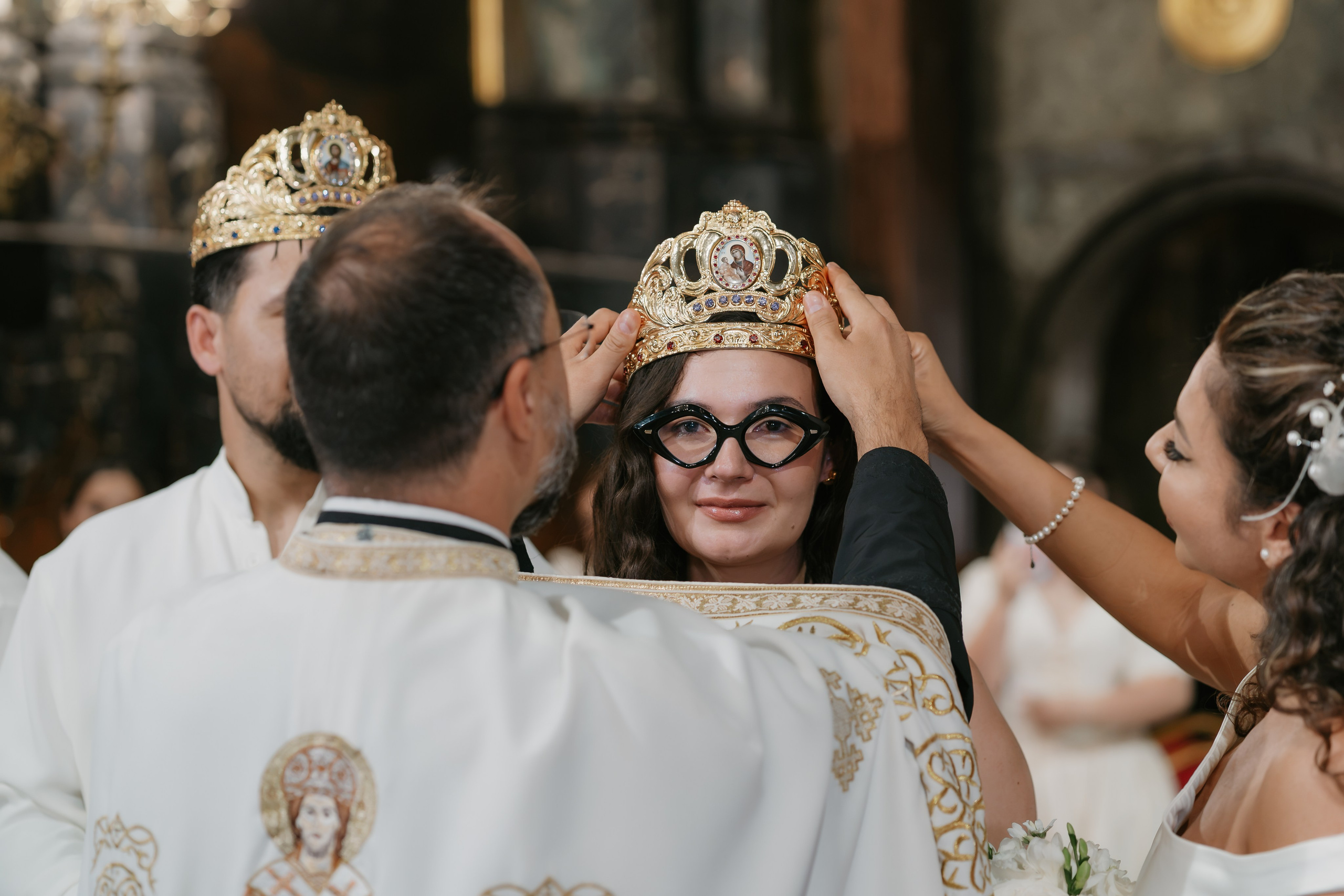 Veronica & Octavian | Wedding & Baptism. Dara Lens