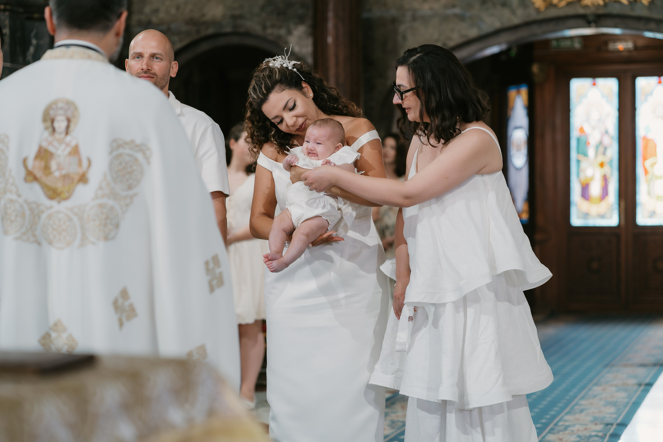Veronica & Octavian | Wedding & Baptism. Dara Lens