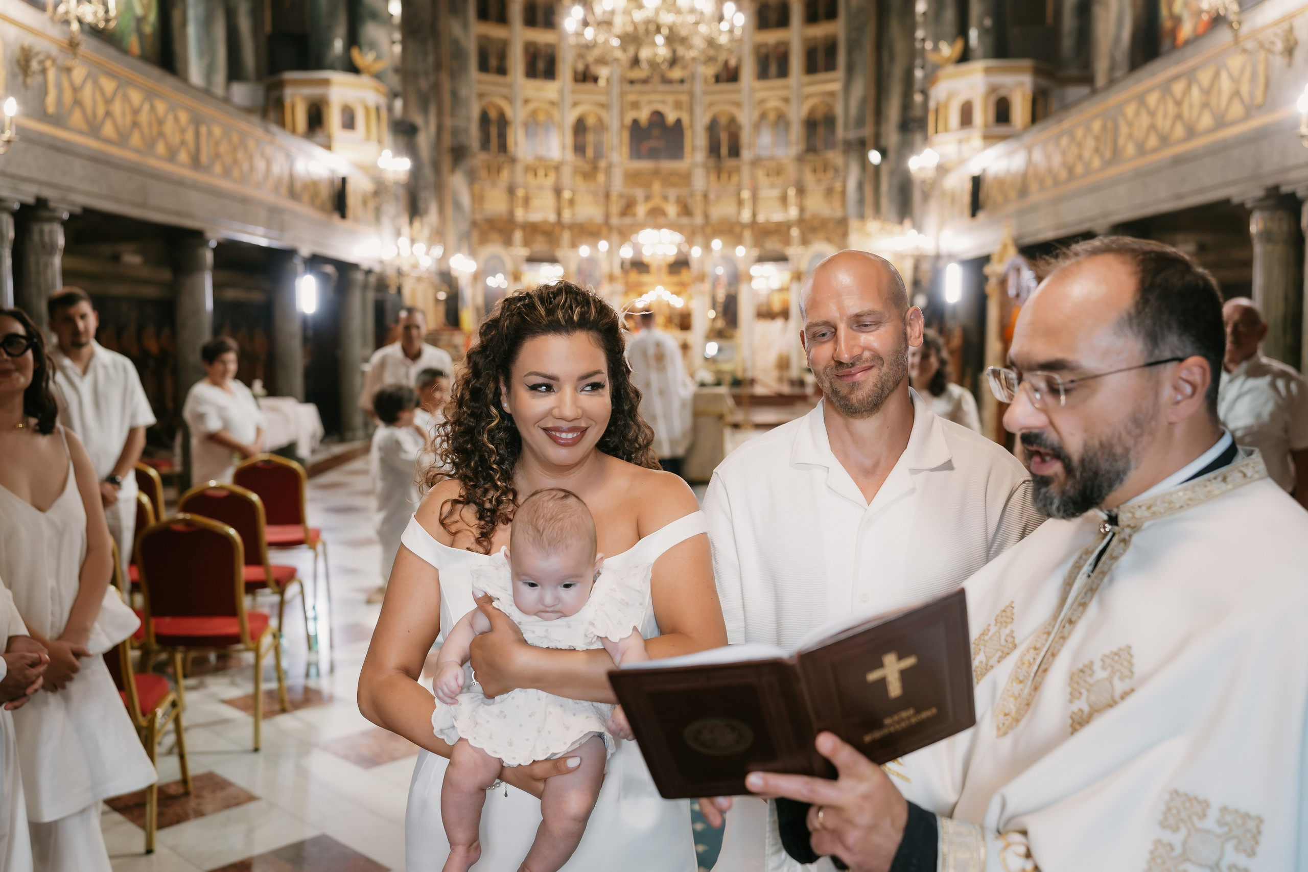 Veronica & Octavian | Wedding & Baptism. Dara Lens