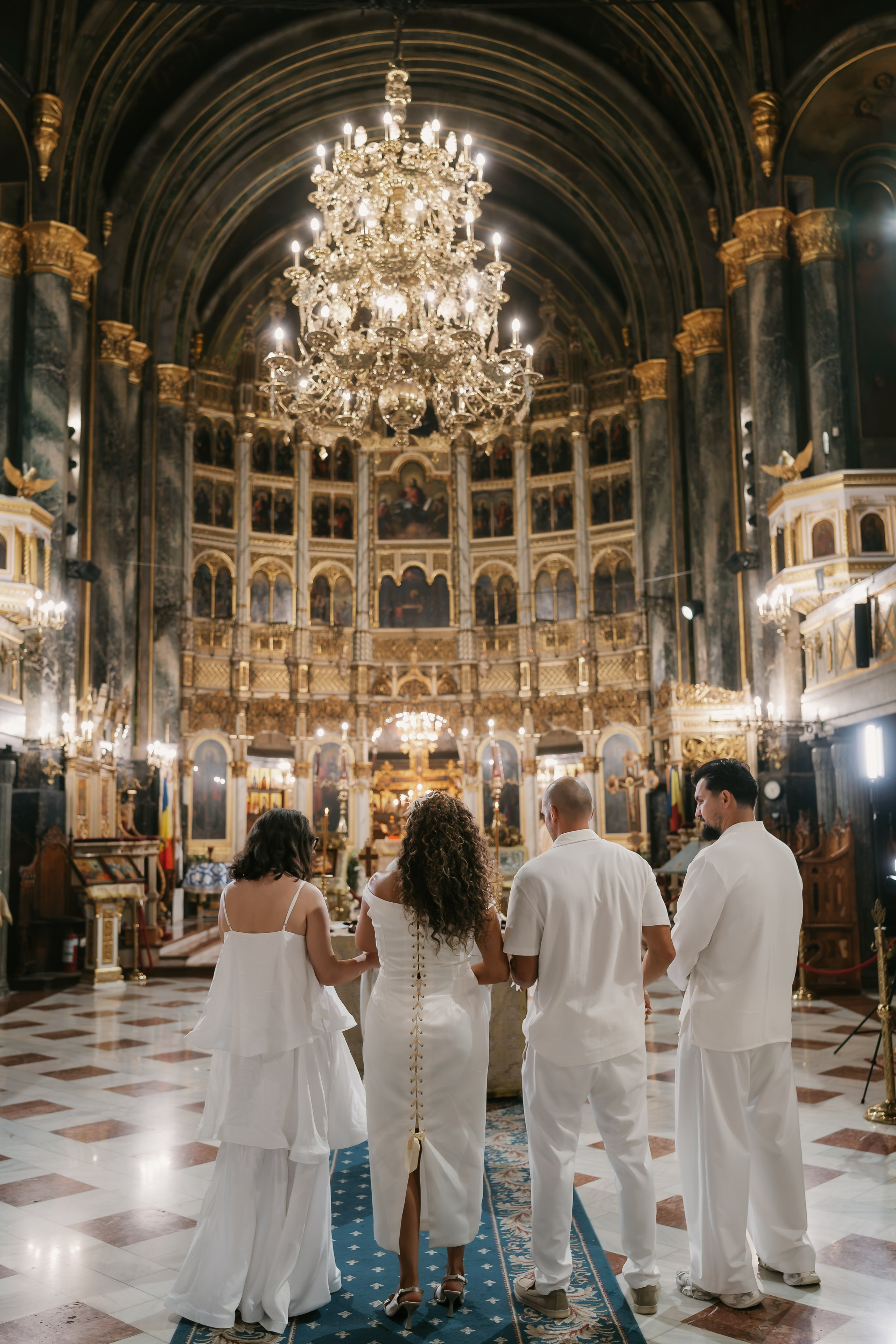Veronica & Octavian | Wedding & Baptism. Dara Lens