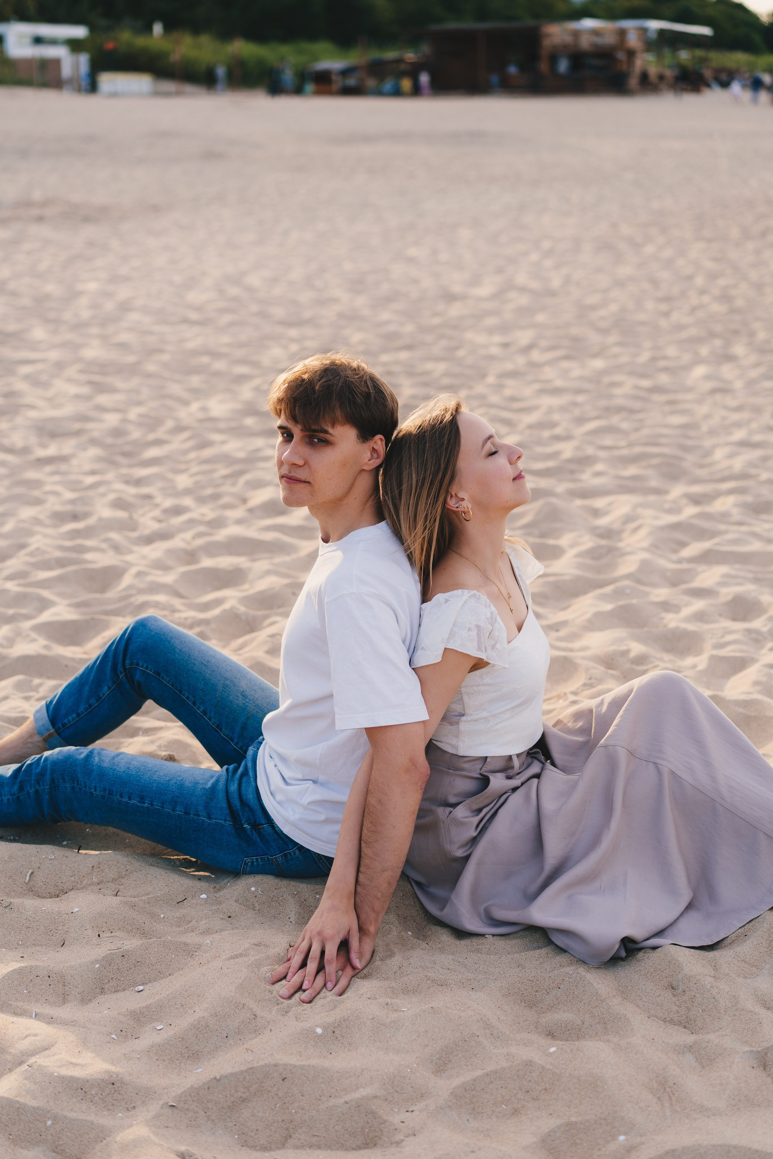 Gracjana i Damian, sesja narzeczeńska nad morzem. Fotograf ślubny & lifestyle Gdańsk, Karolina Baczewska