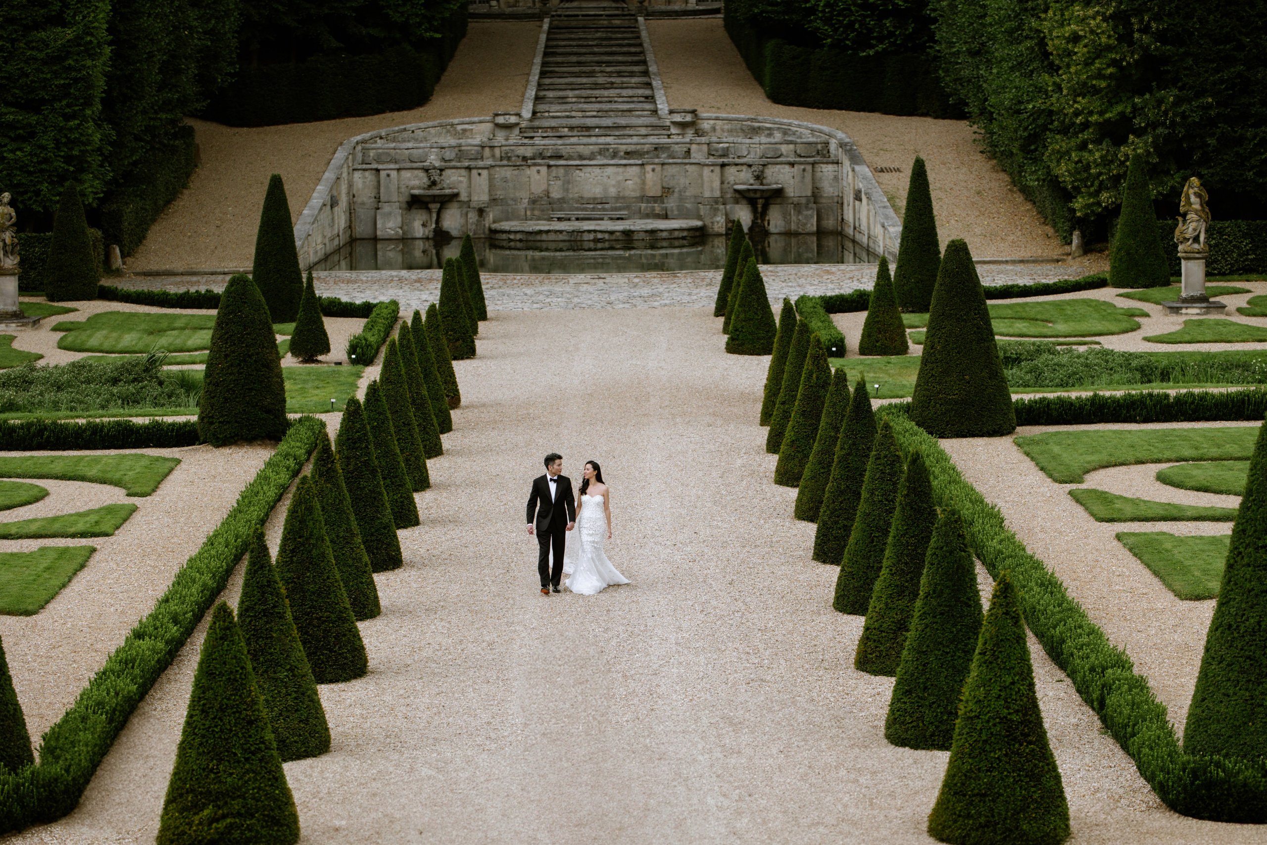 Nan & Brian | Château de Villette Wedding in France. Paris Wedding Photographer