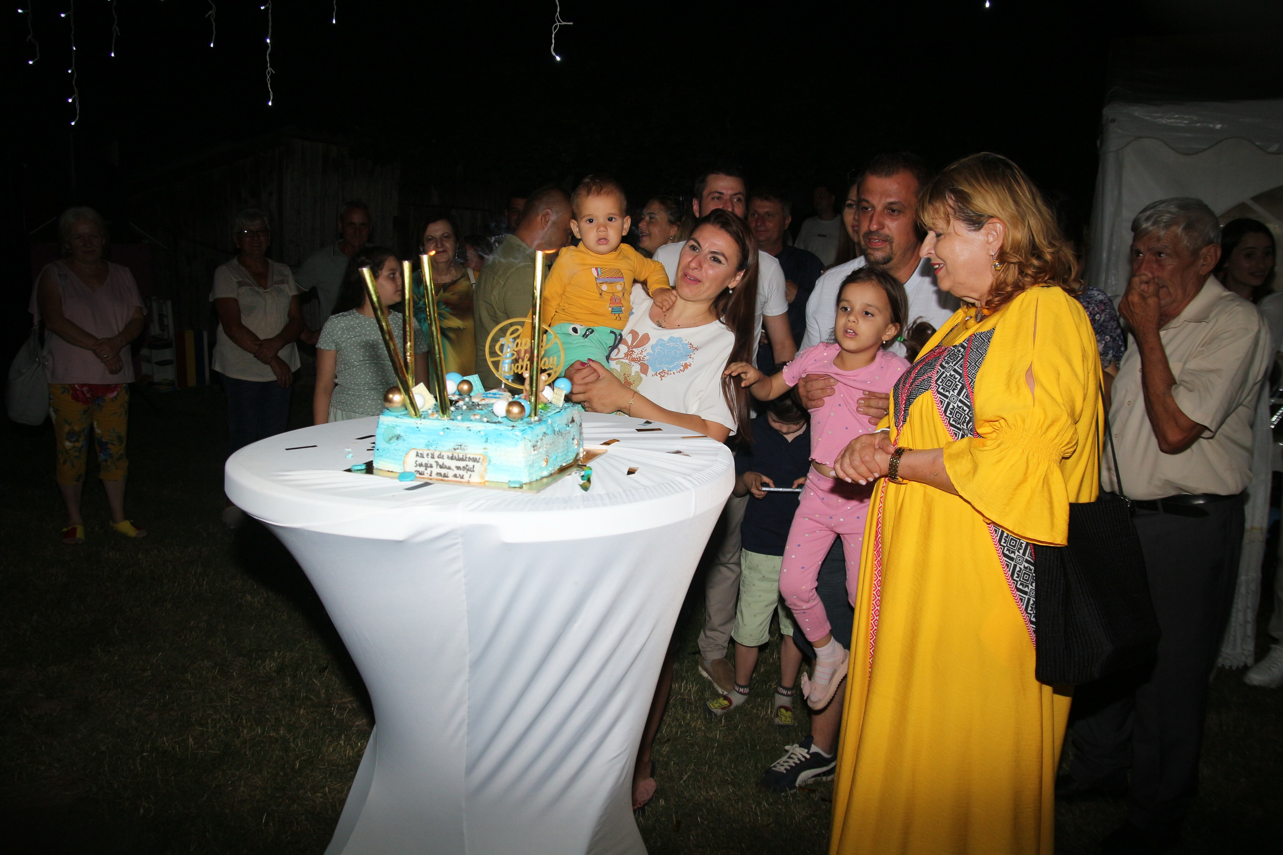 BYZO MEDIA. PETRU BYZO - family and children photographer in ROMANIA