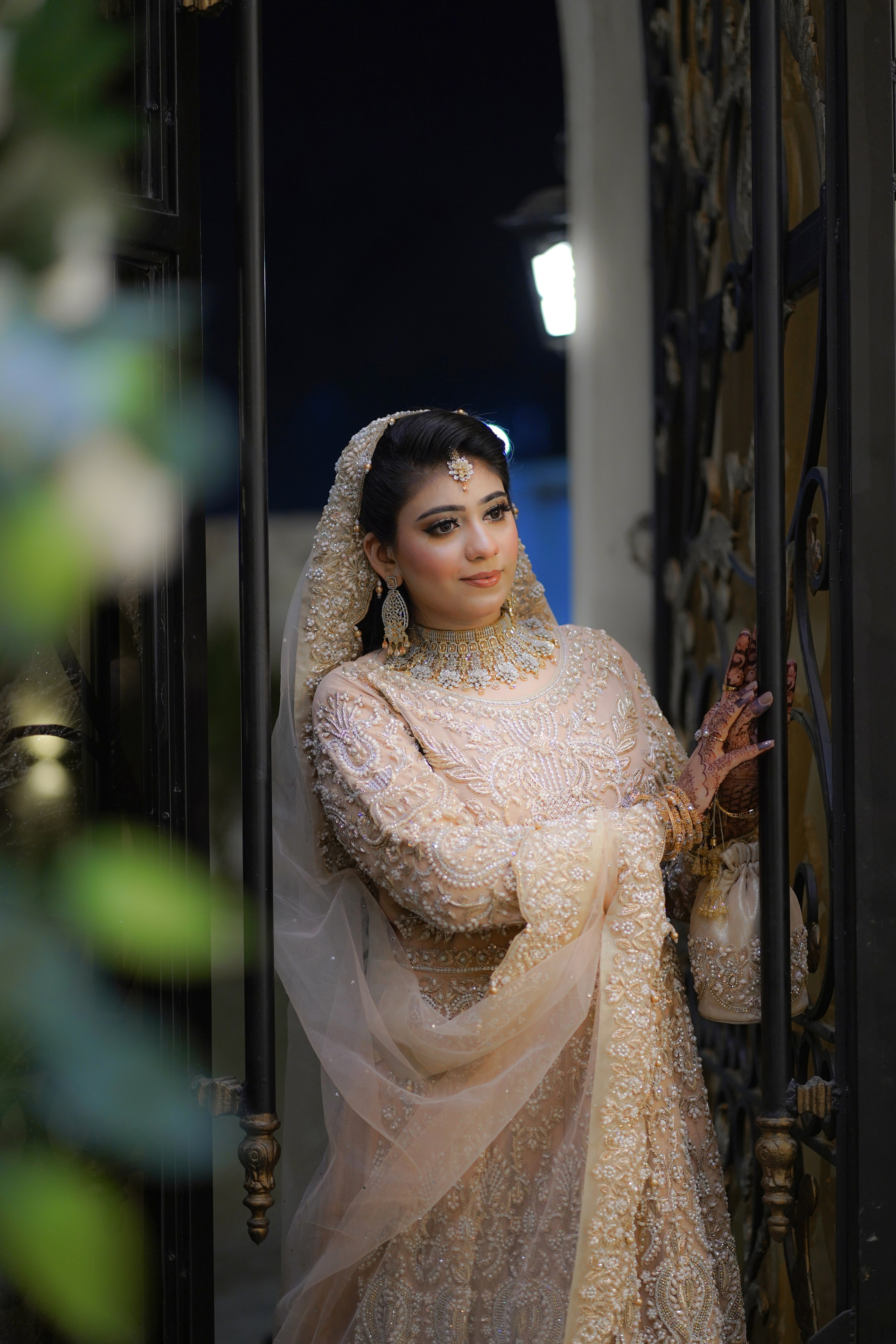 Portfolio. MomentsbyFNF — capturing timeless wedding stories across Pakistan with passion, artistry & heart